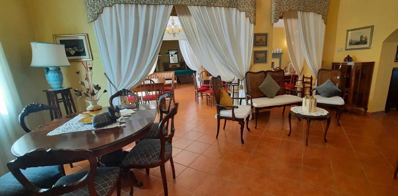 Villa photo 1