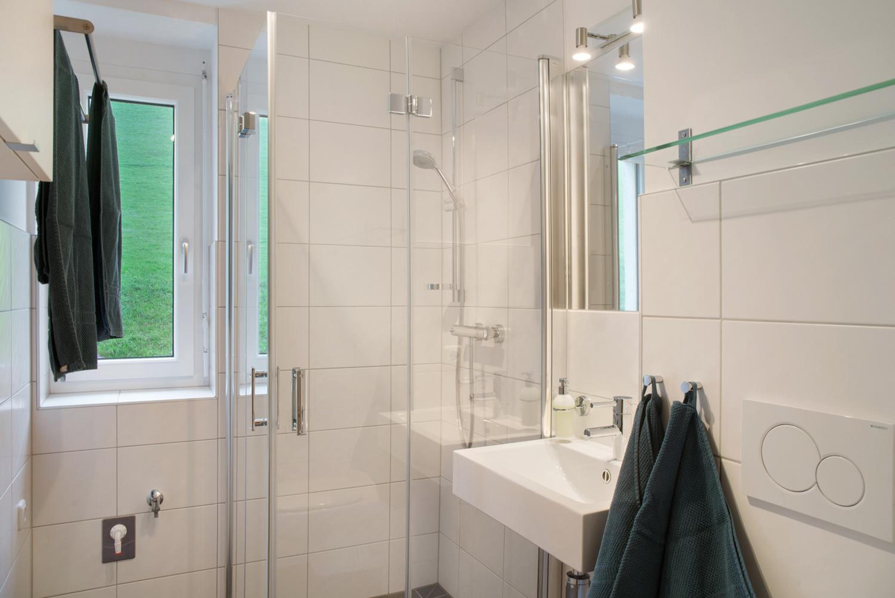 Superior One-Bedroom Apartment with Balcony - Photo 15
