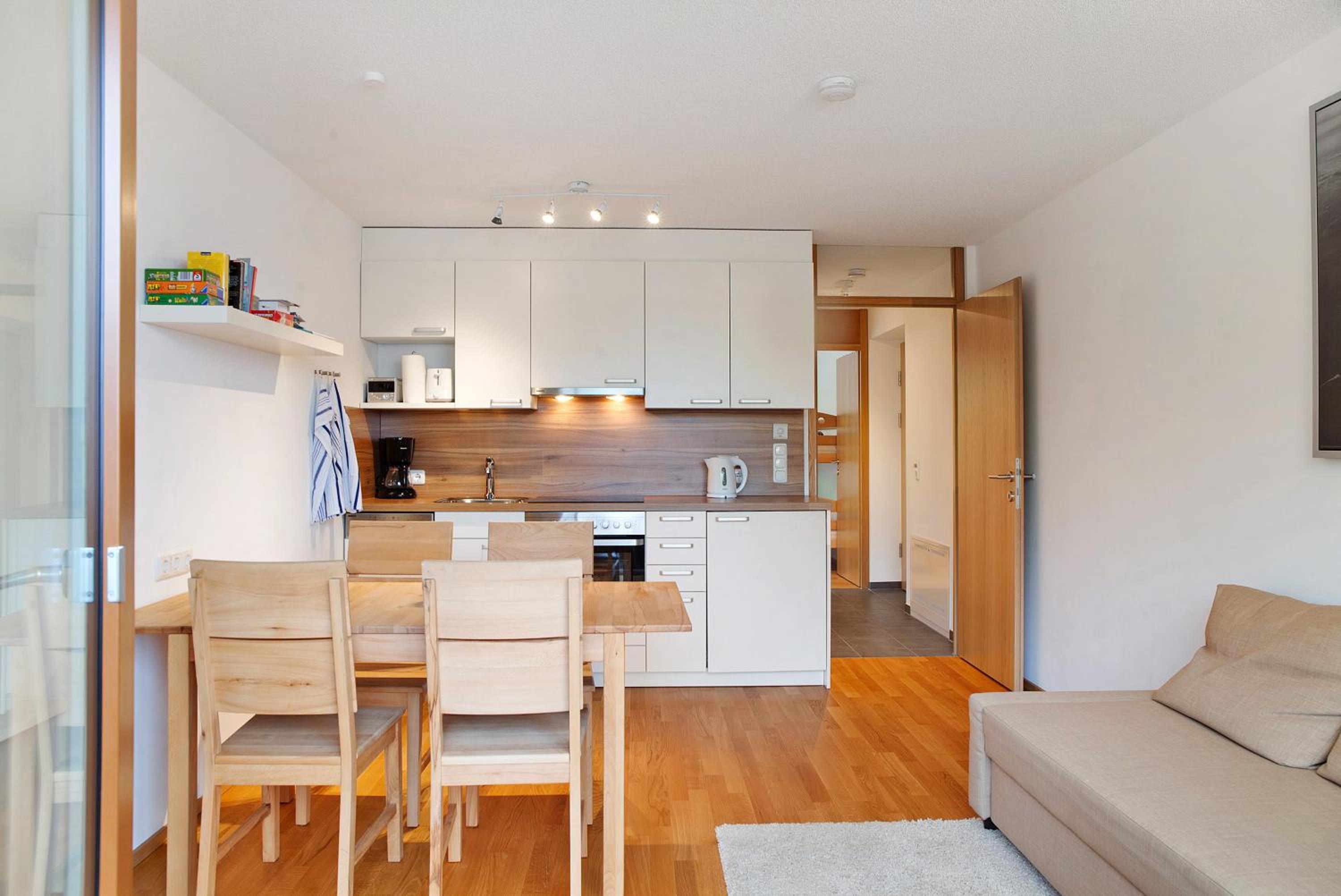 Superior One-Bedroom Apartment with Balcony - Photo 37