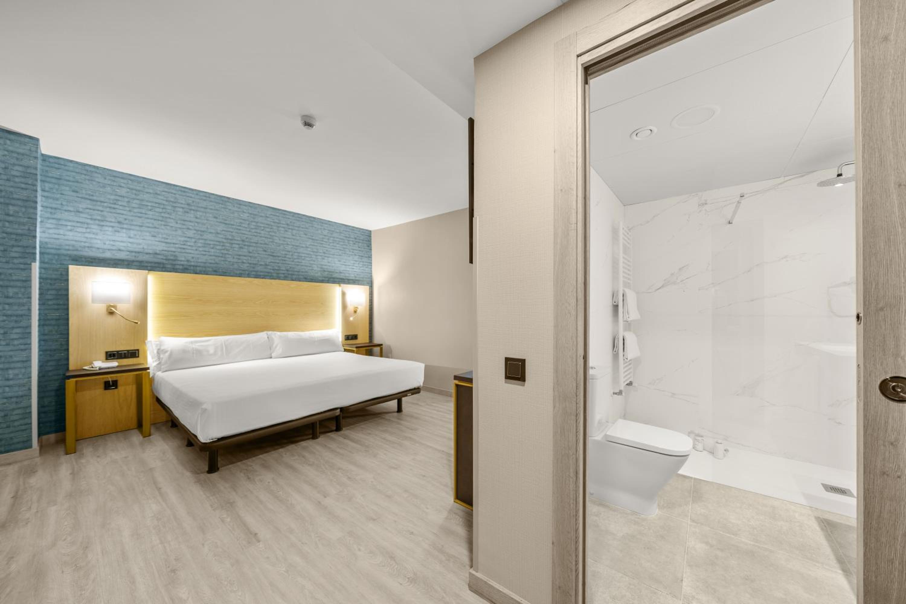 Double Room with Living Room  - Photo 5