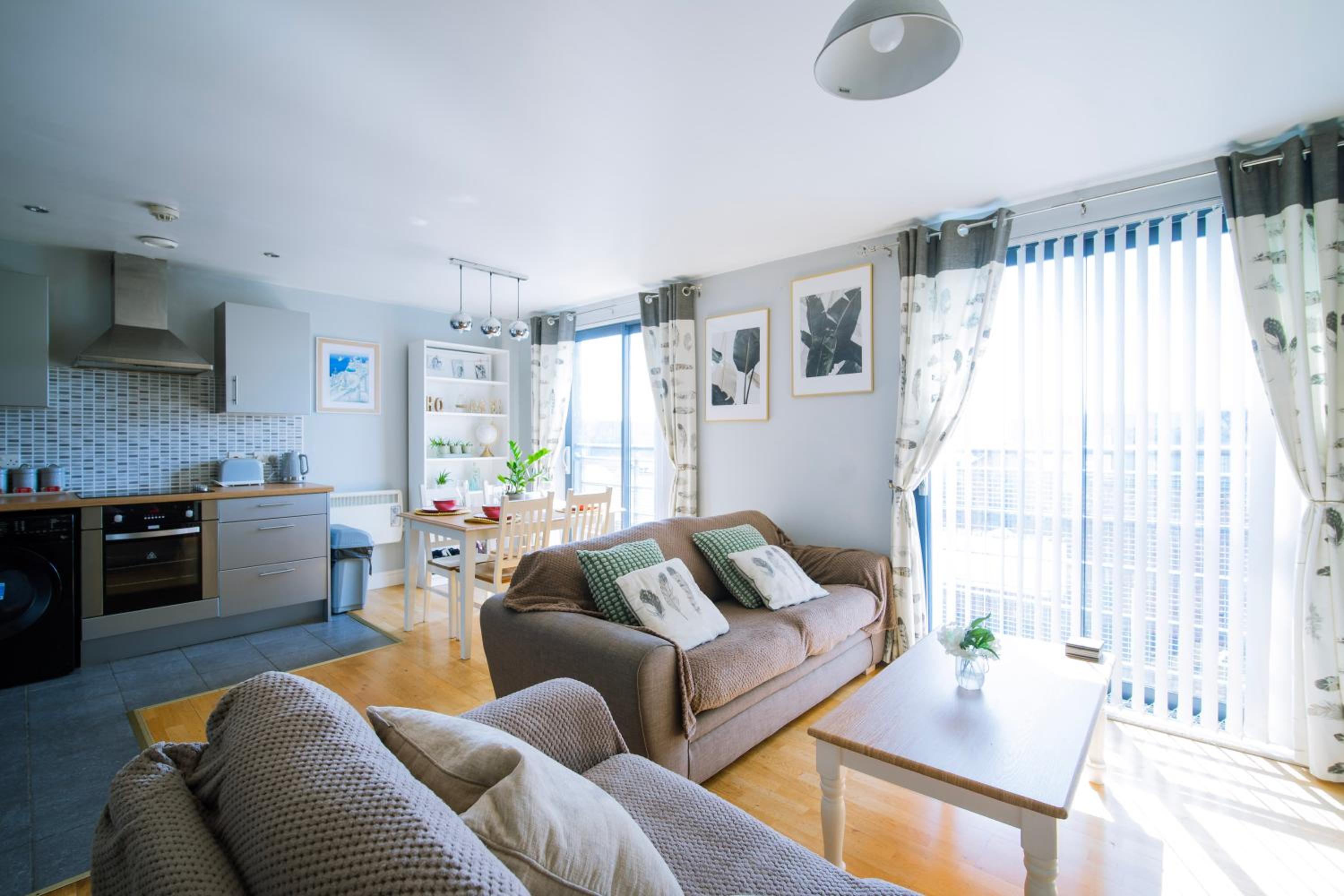 Two-Bedroom Apartment - Photo 8