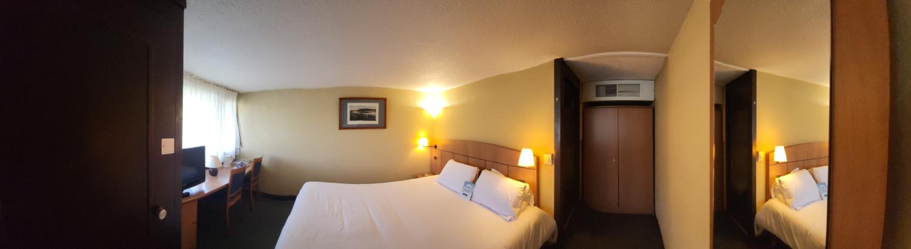 Double Room with One Double Bed - Photo 3