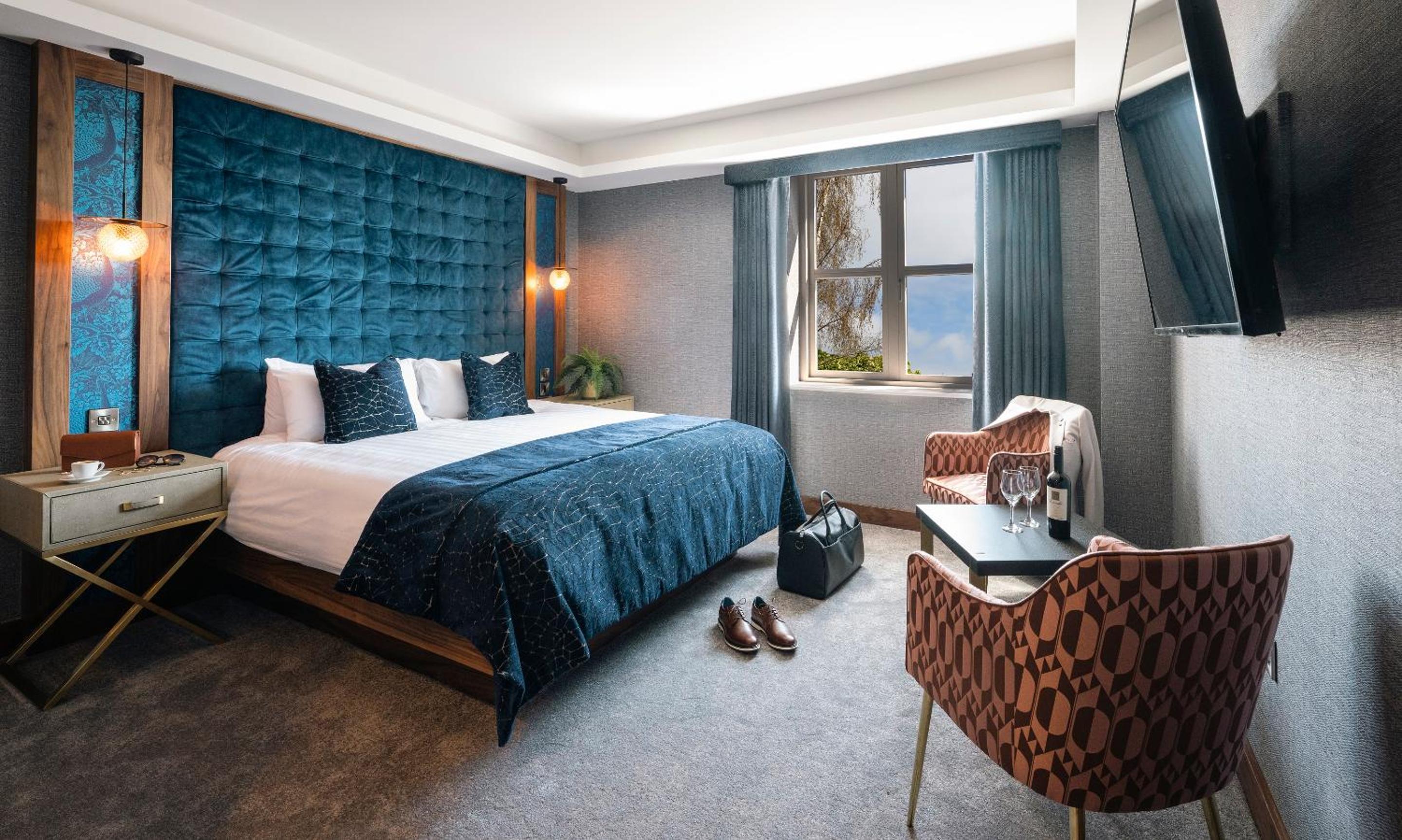 Couples Deluxe Room