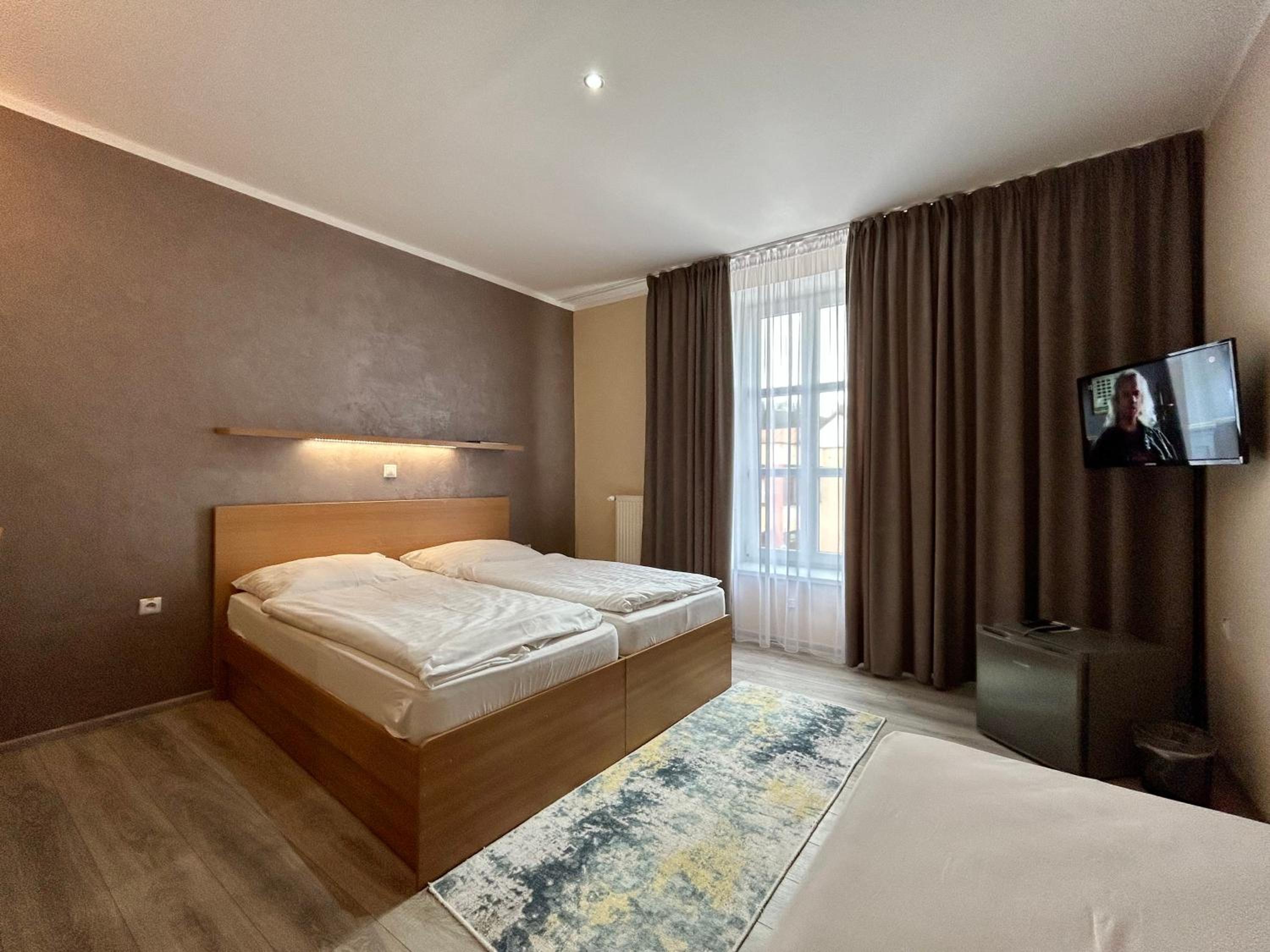 Double or Twin Room - Photo 1