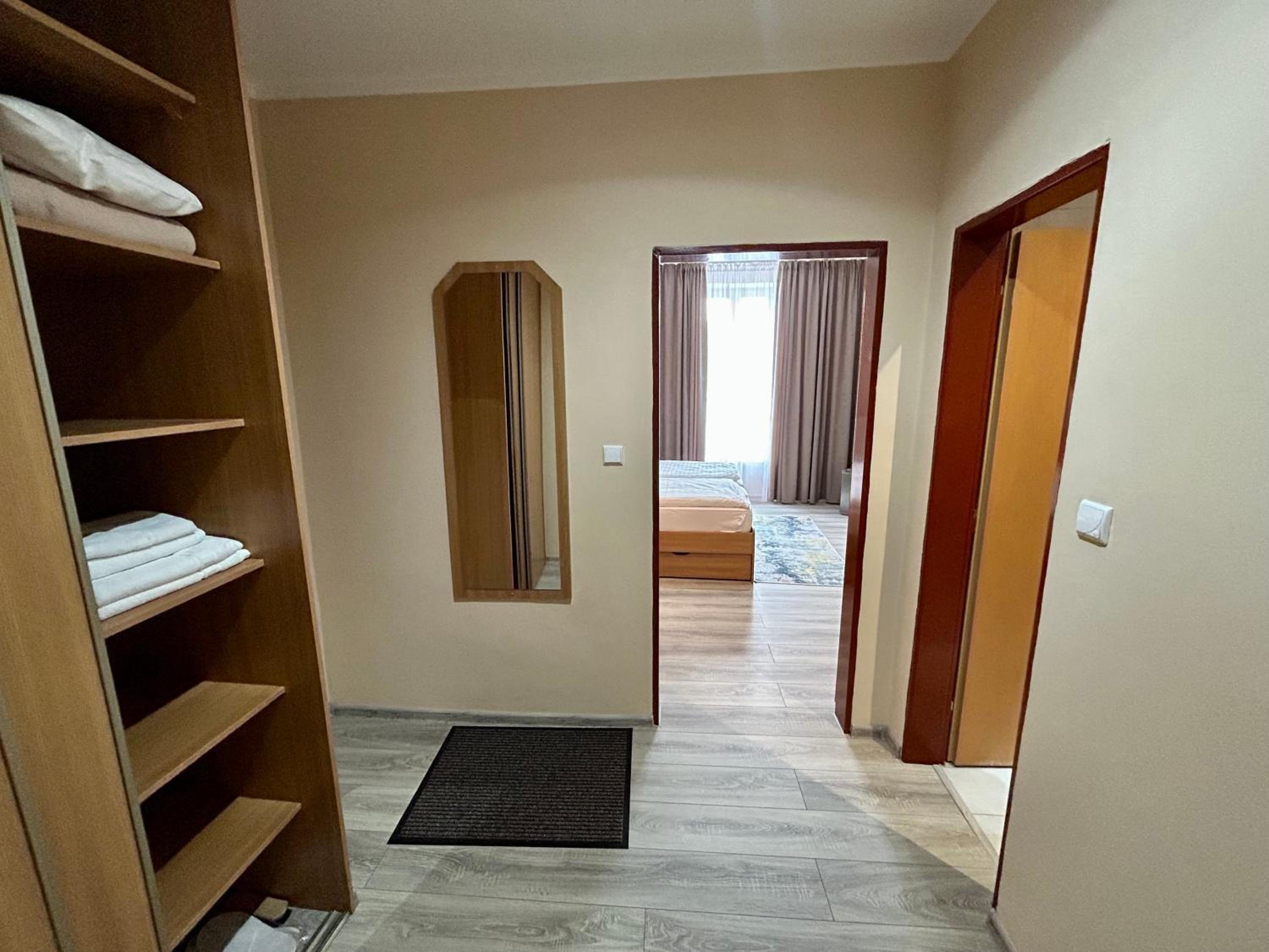 Double or Twin Room - Photo 3