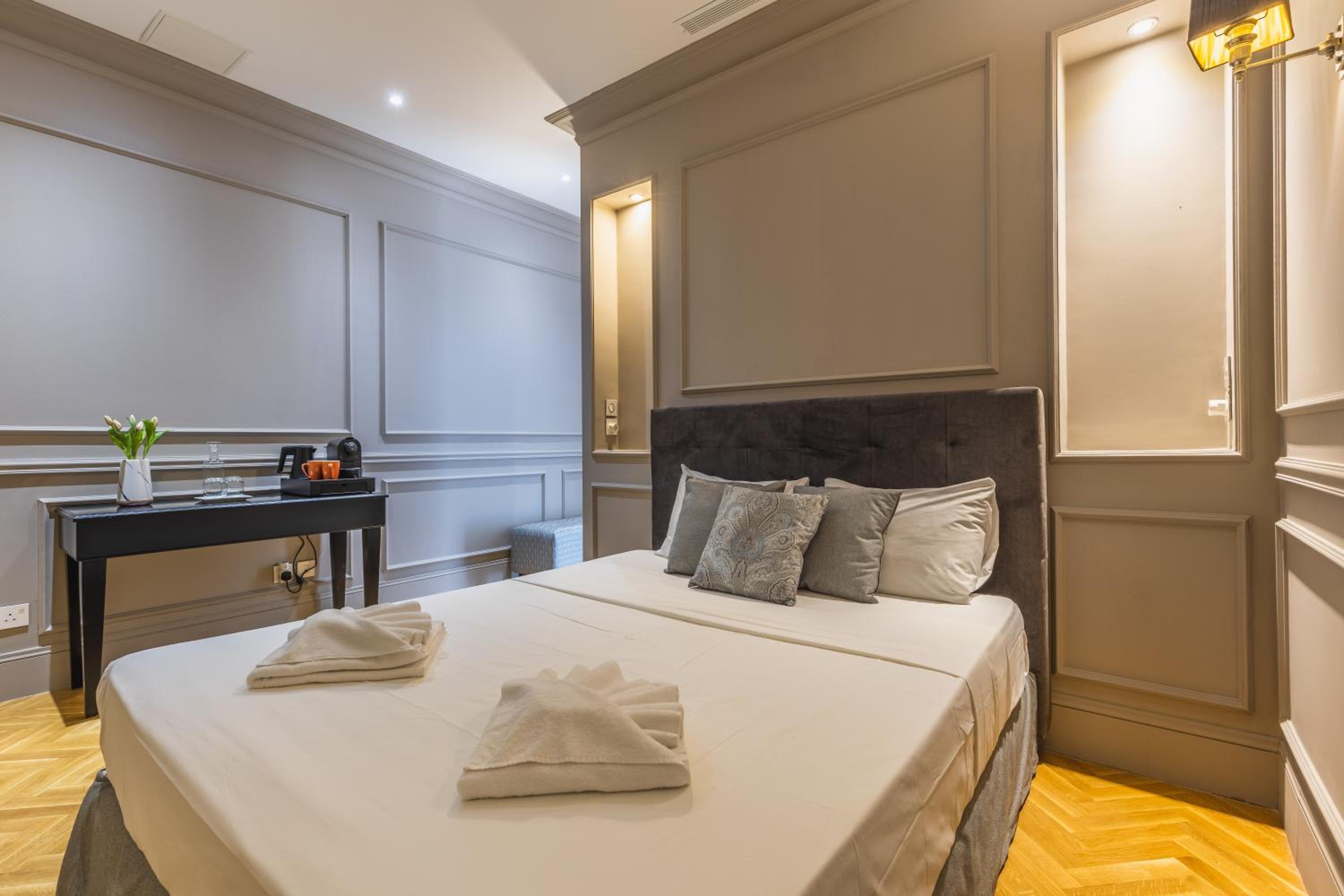 Superior Double Room - Photo 6