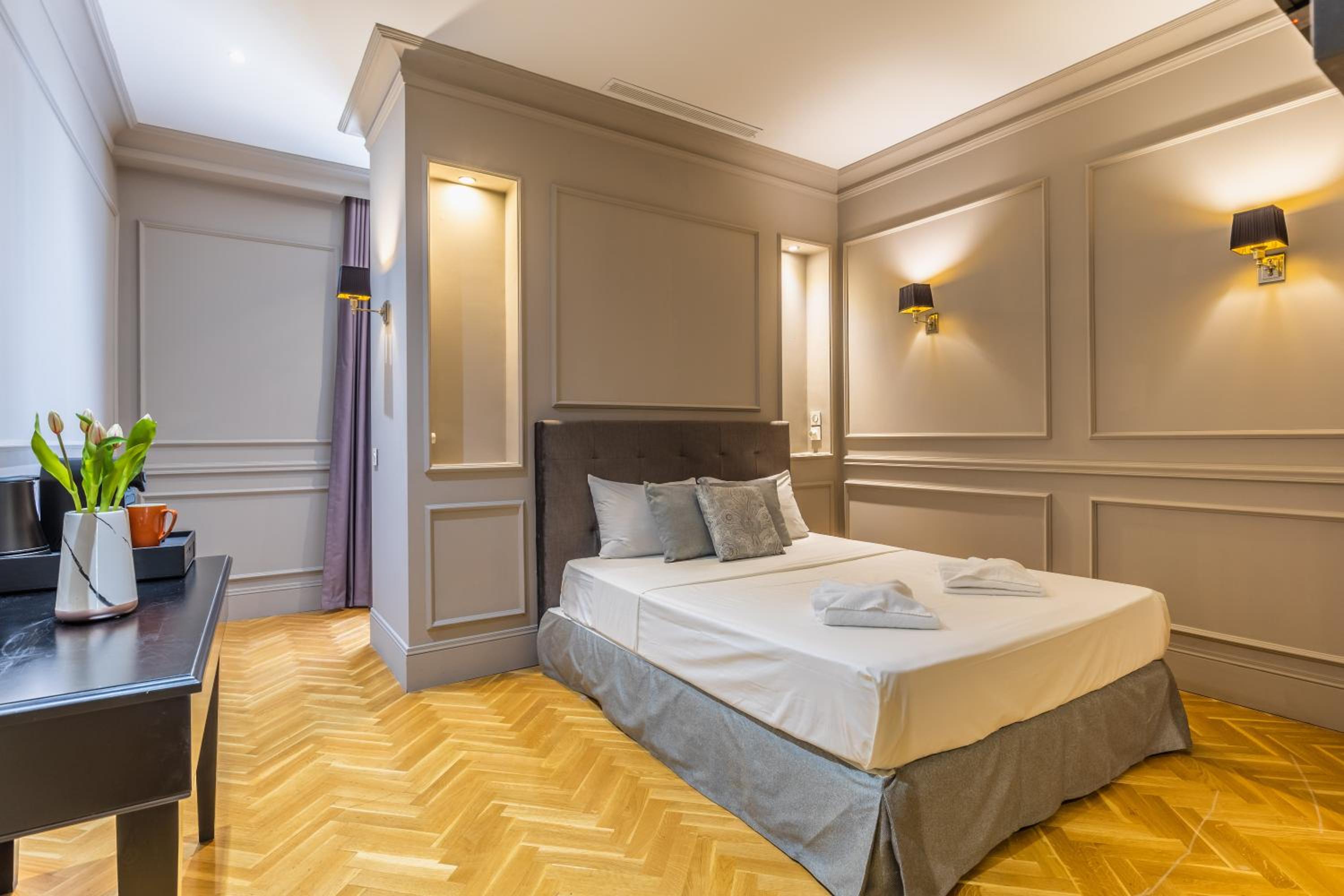 Superior Double Room - Photo 3