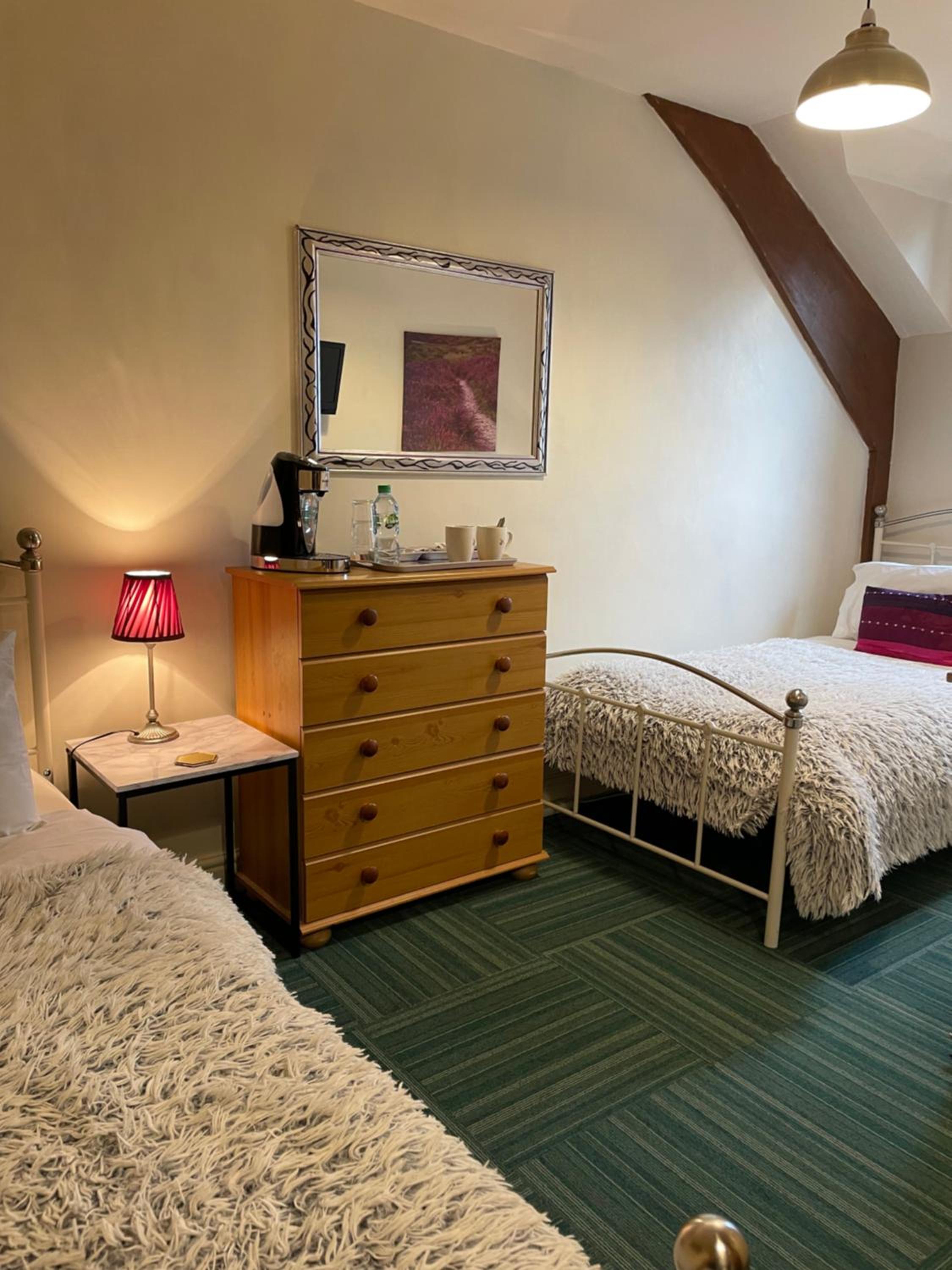 Twin Room Ensuite photo 1