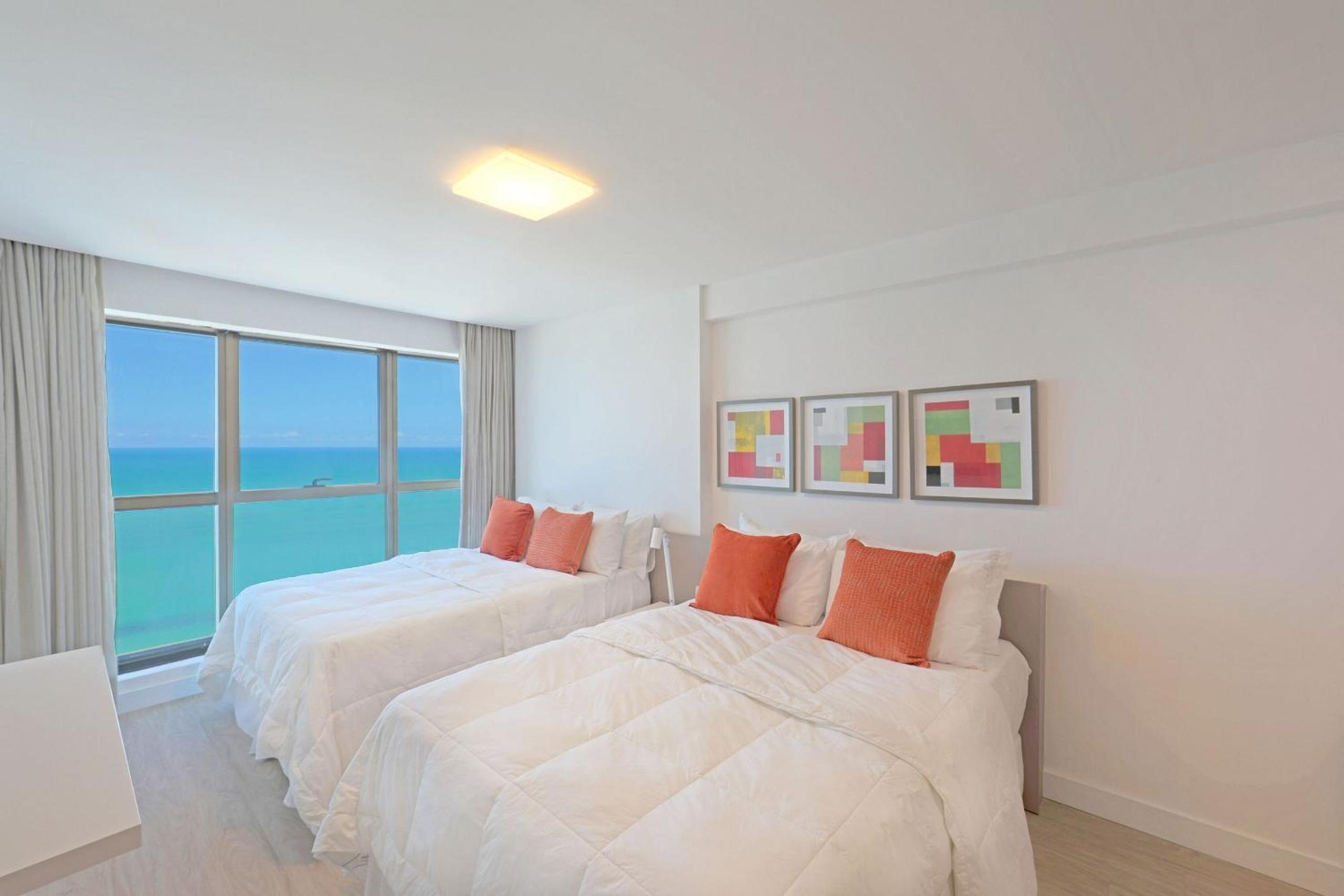 Studio Apartment with Sea View