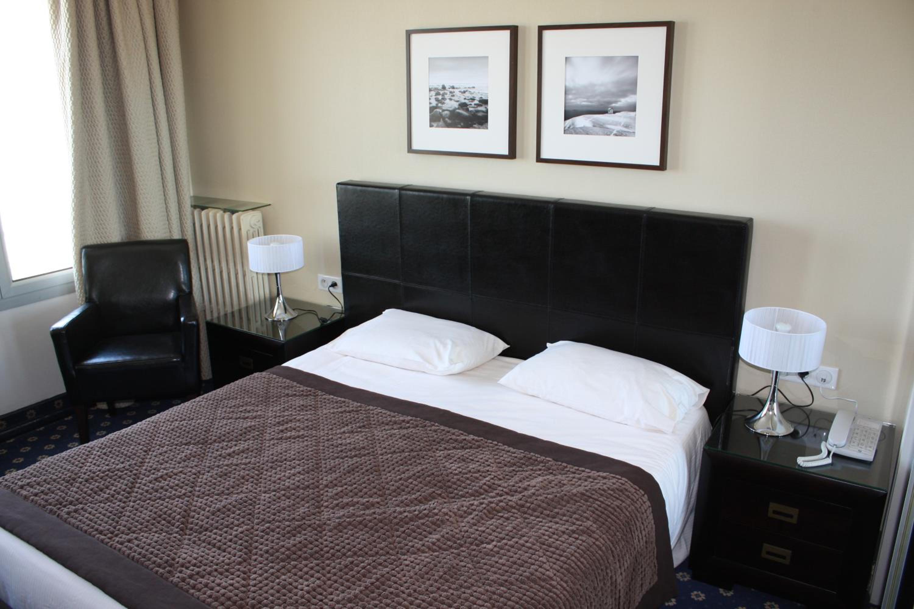 Double Room with Sea View - Photo 12