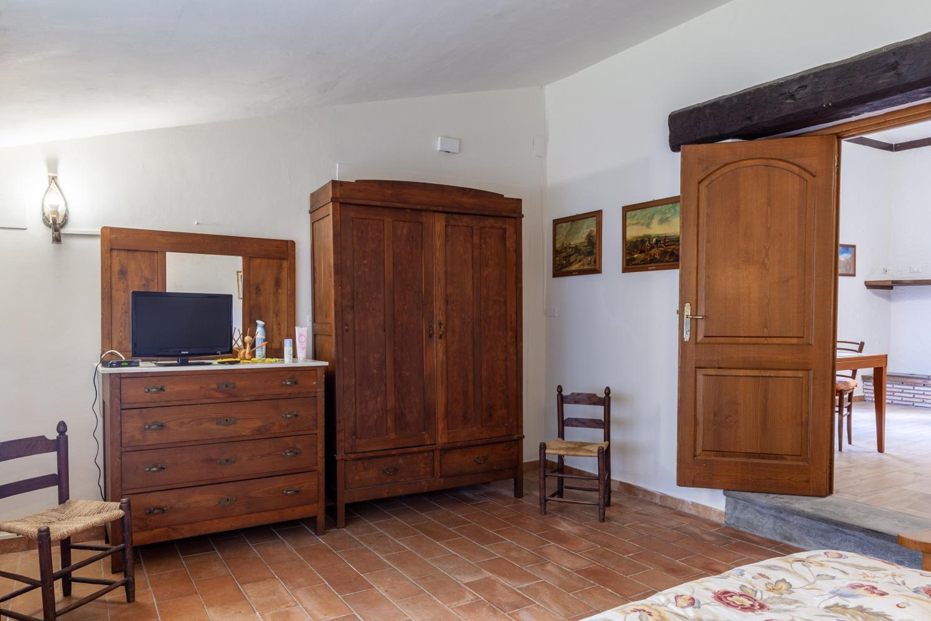 Two-Bedroom House photo 2
