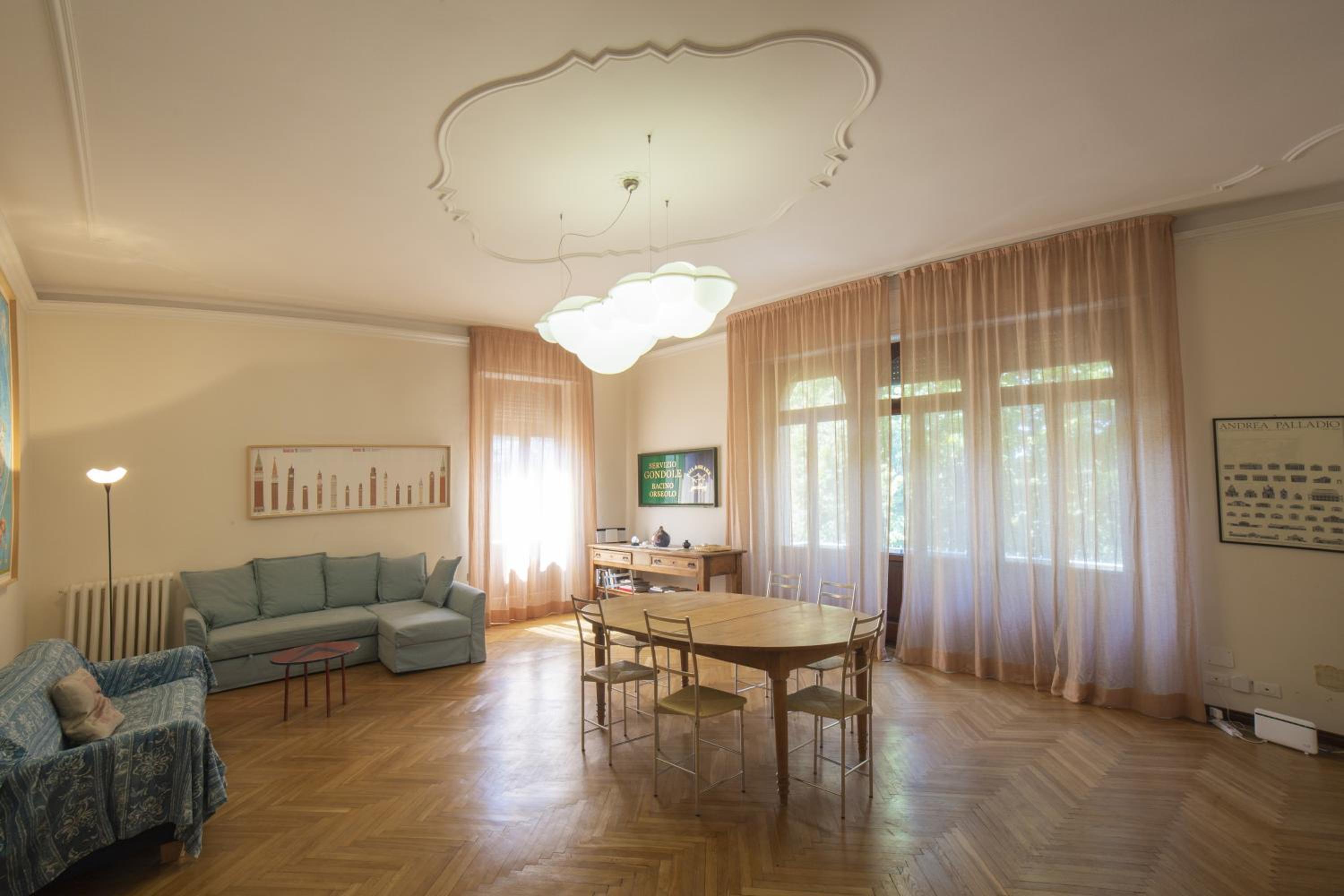 Deluxe Apartment photo 1