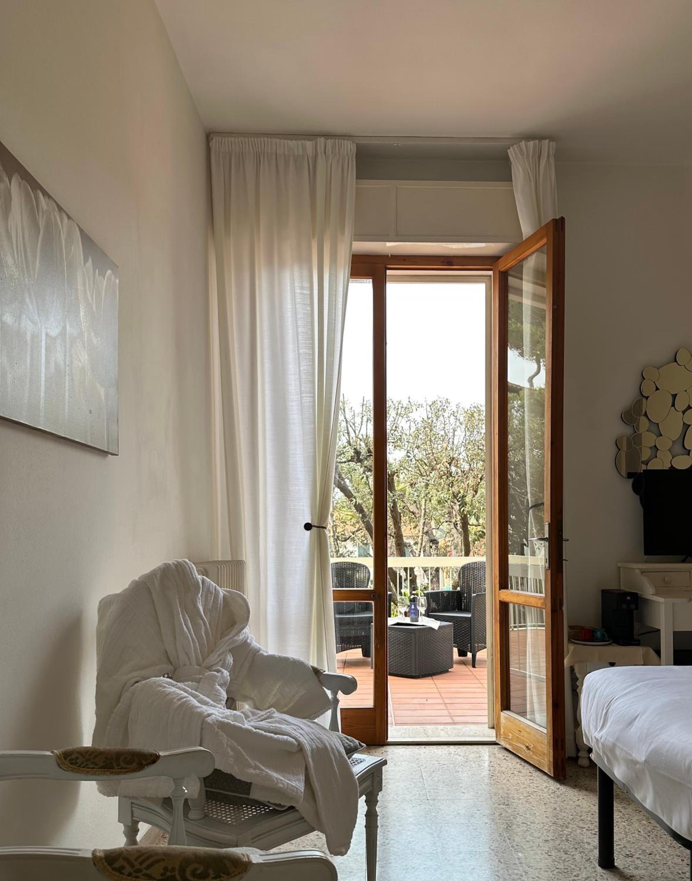 Superior Room - Photo 1