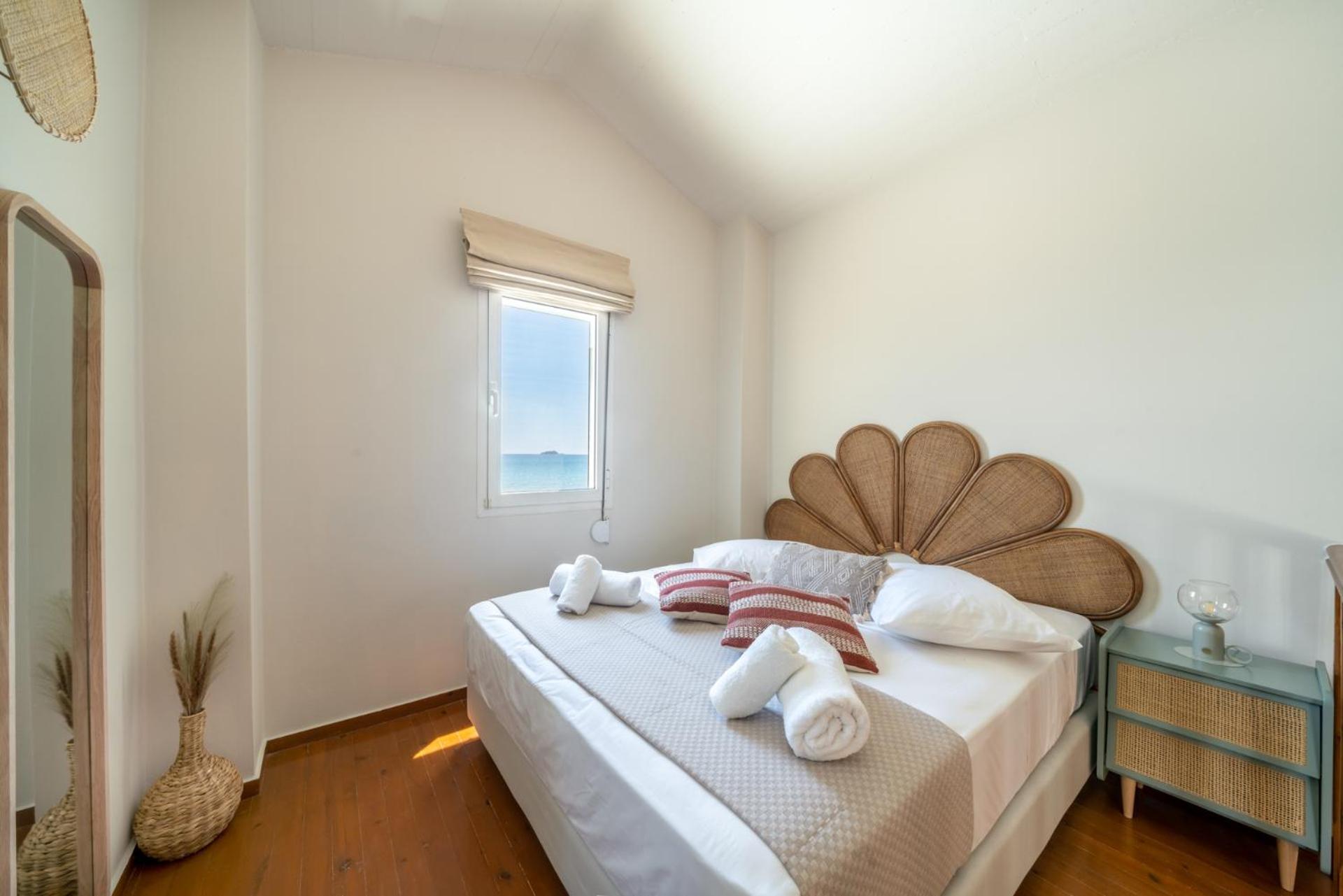 Triple Room with Sea View