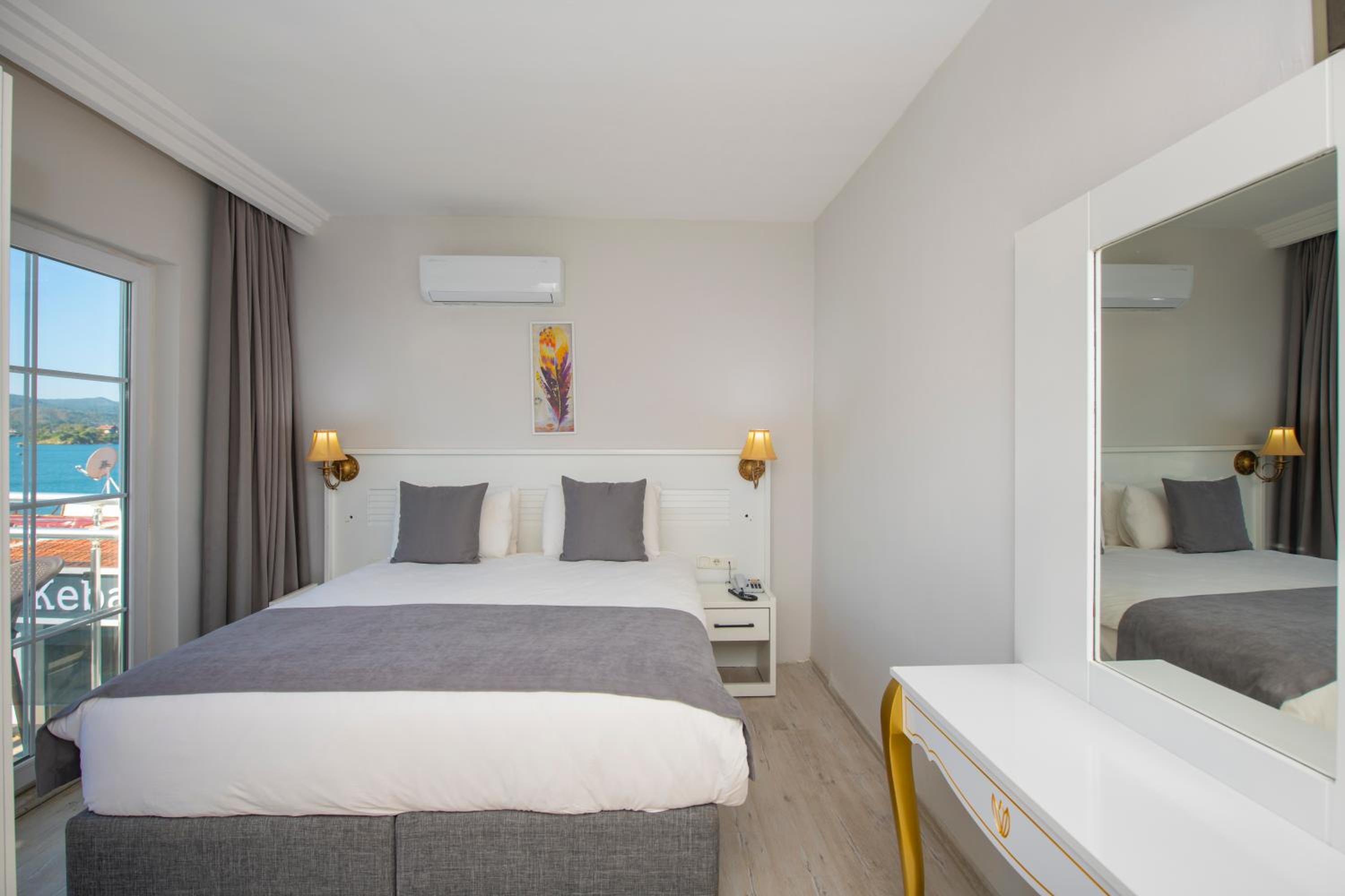 Standard Double Room - Photo 1