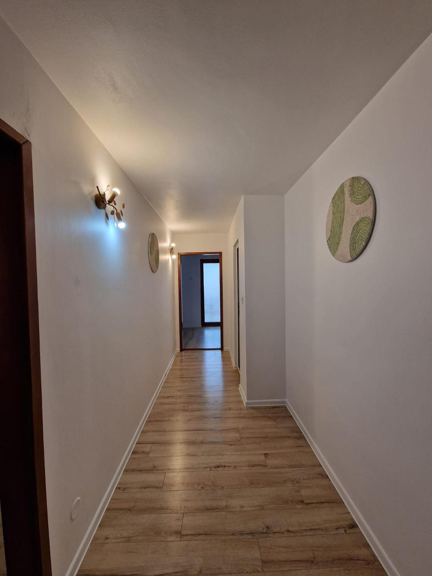 Corner Suite photo 2