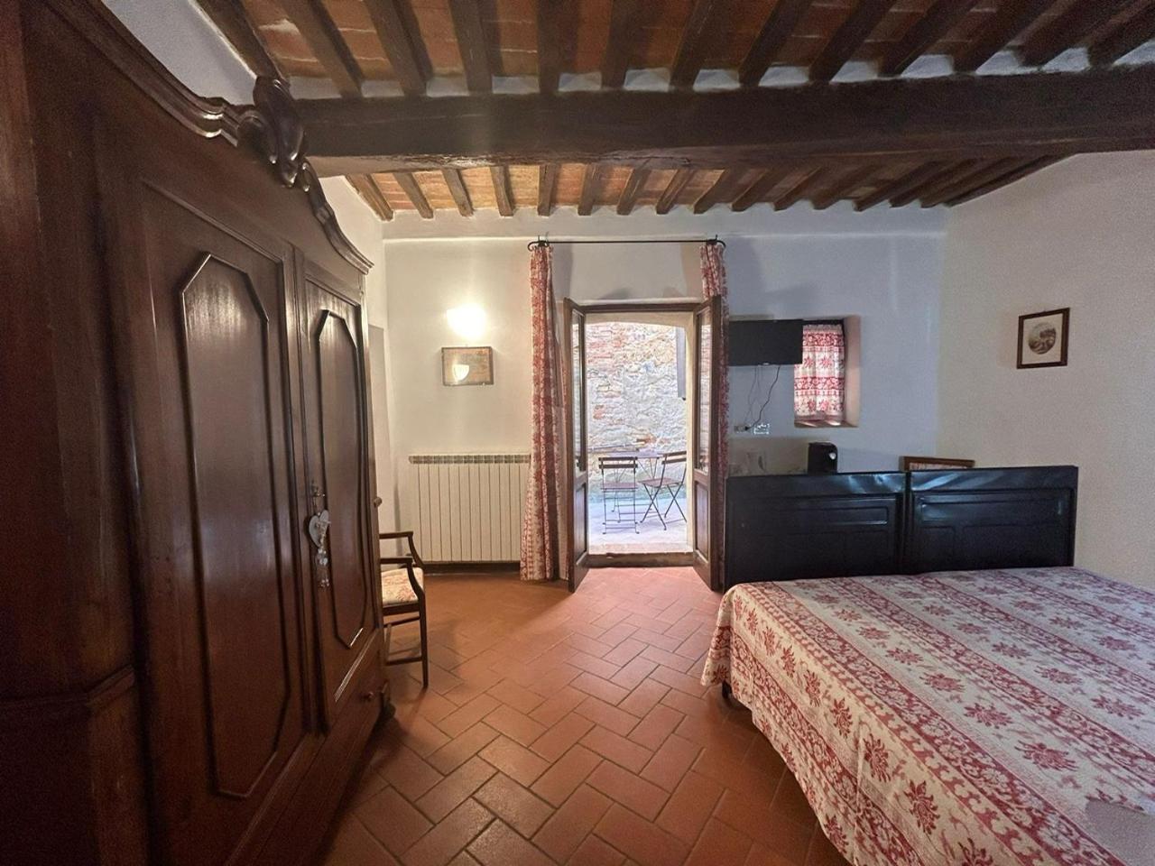 Double Room with Balcony photo 1