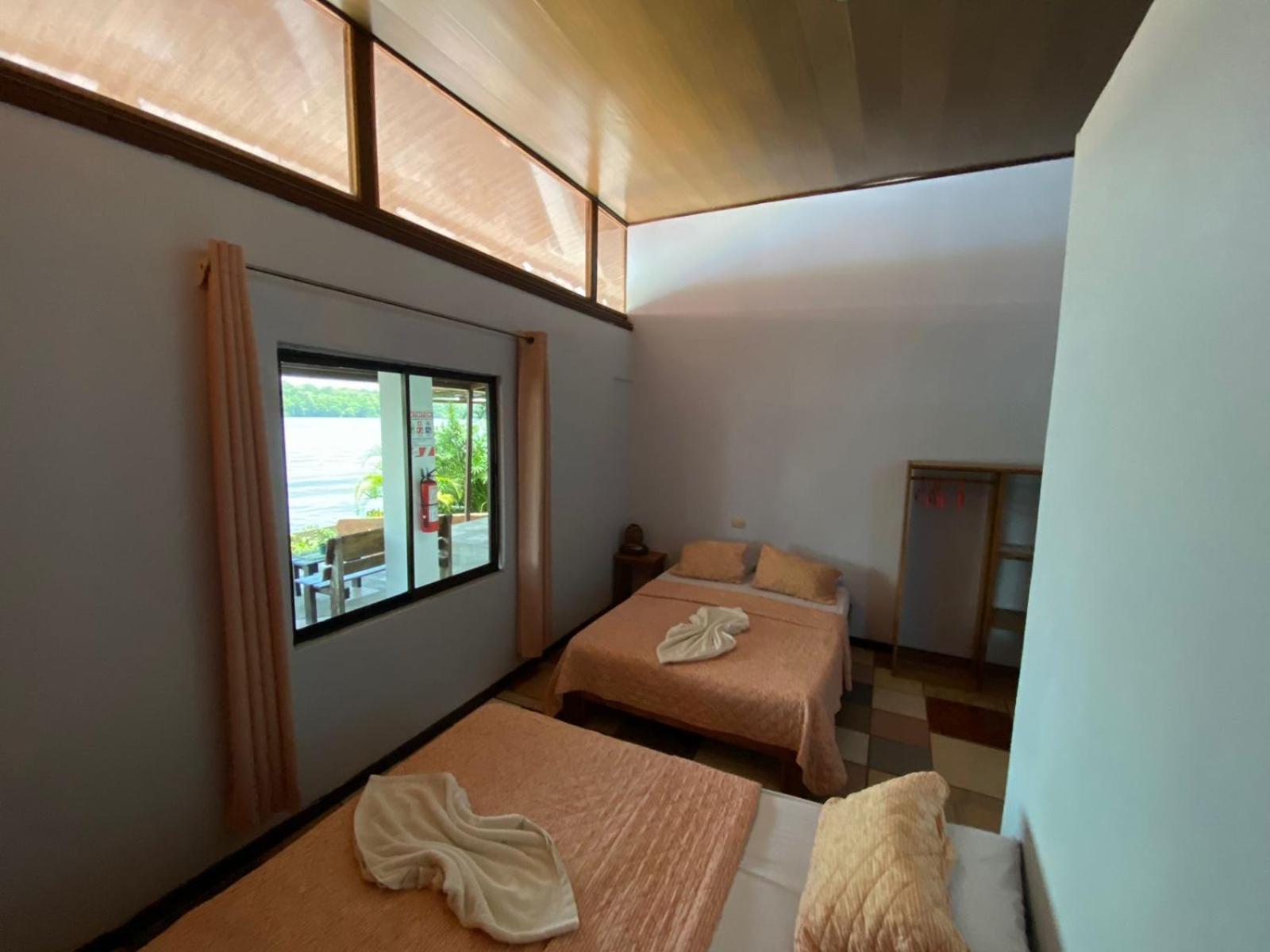 Chambre Quadruple - Vue sur Lac