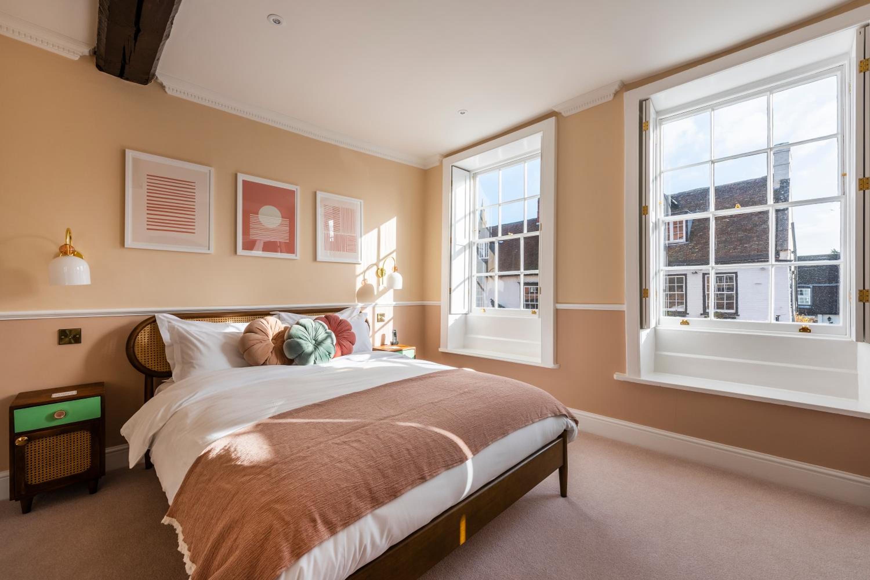 Large Double Room photo 1