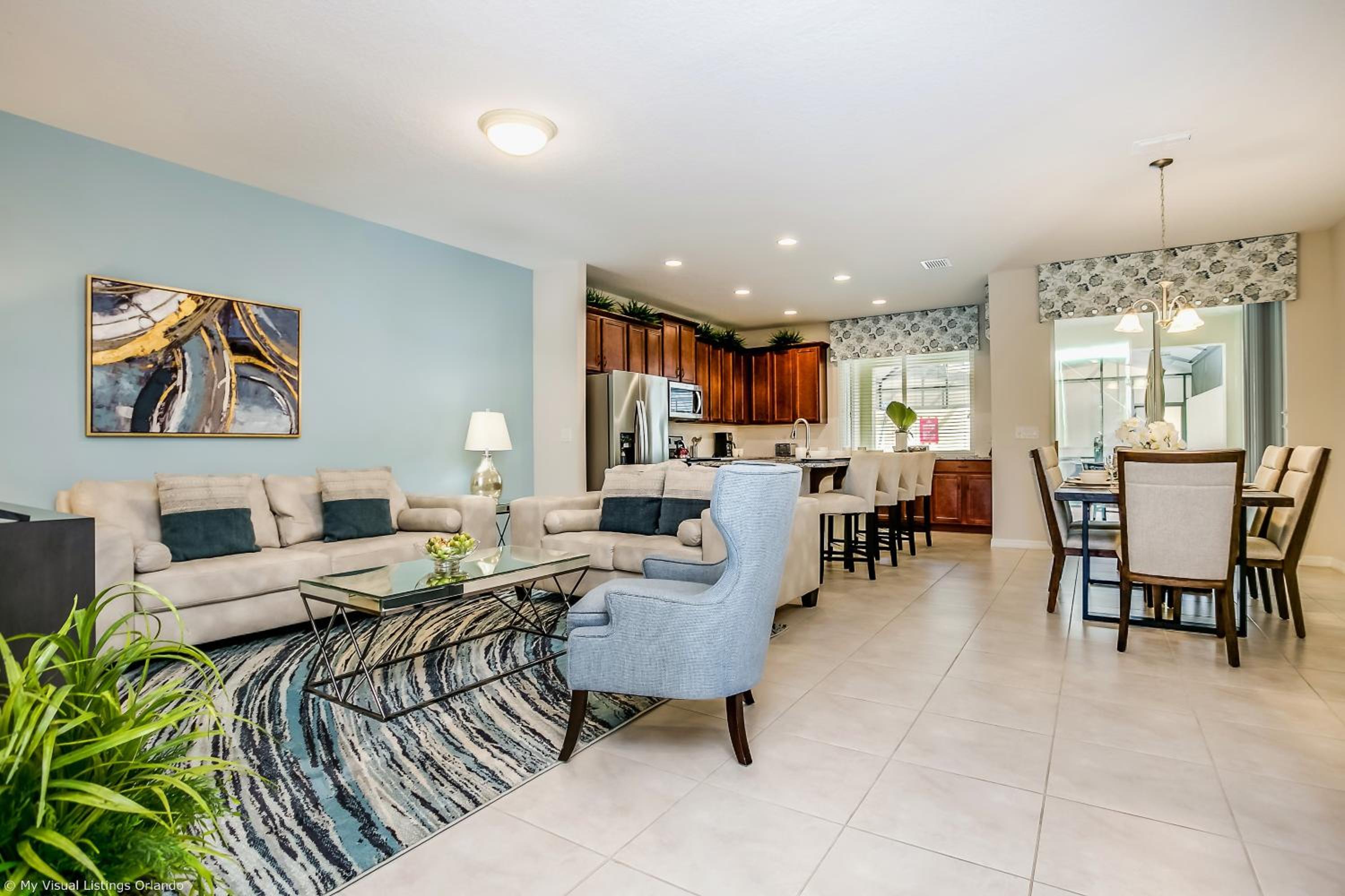 Four-Bedroom House - Photo 10