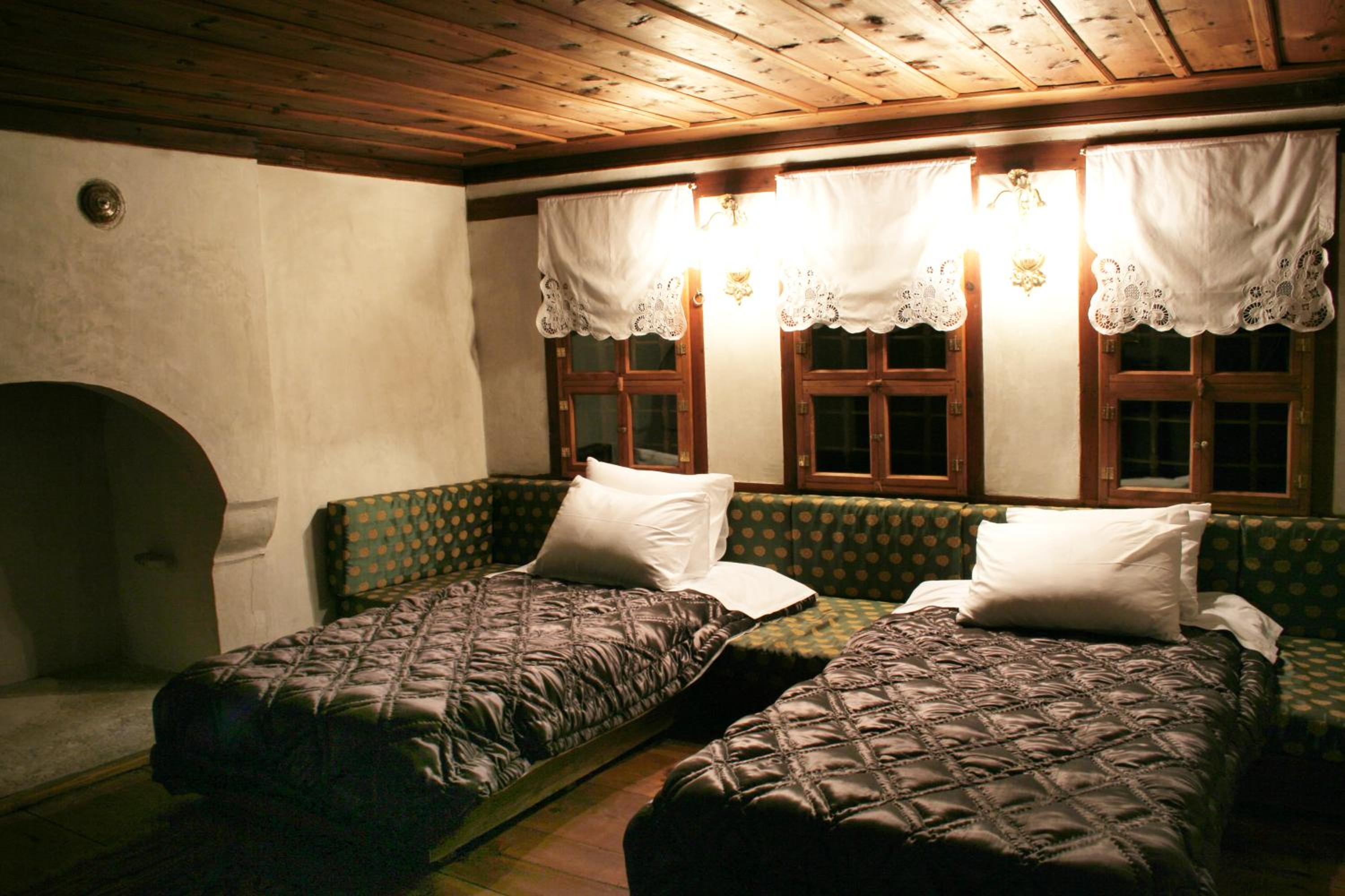 Double or Twin Room - Photo 22