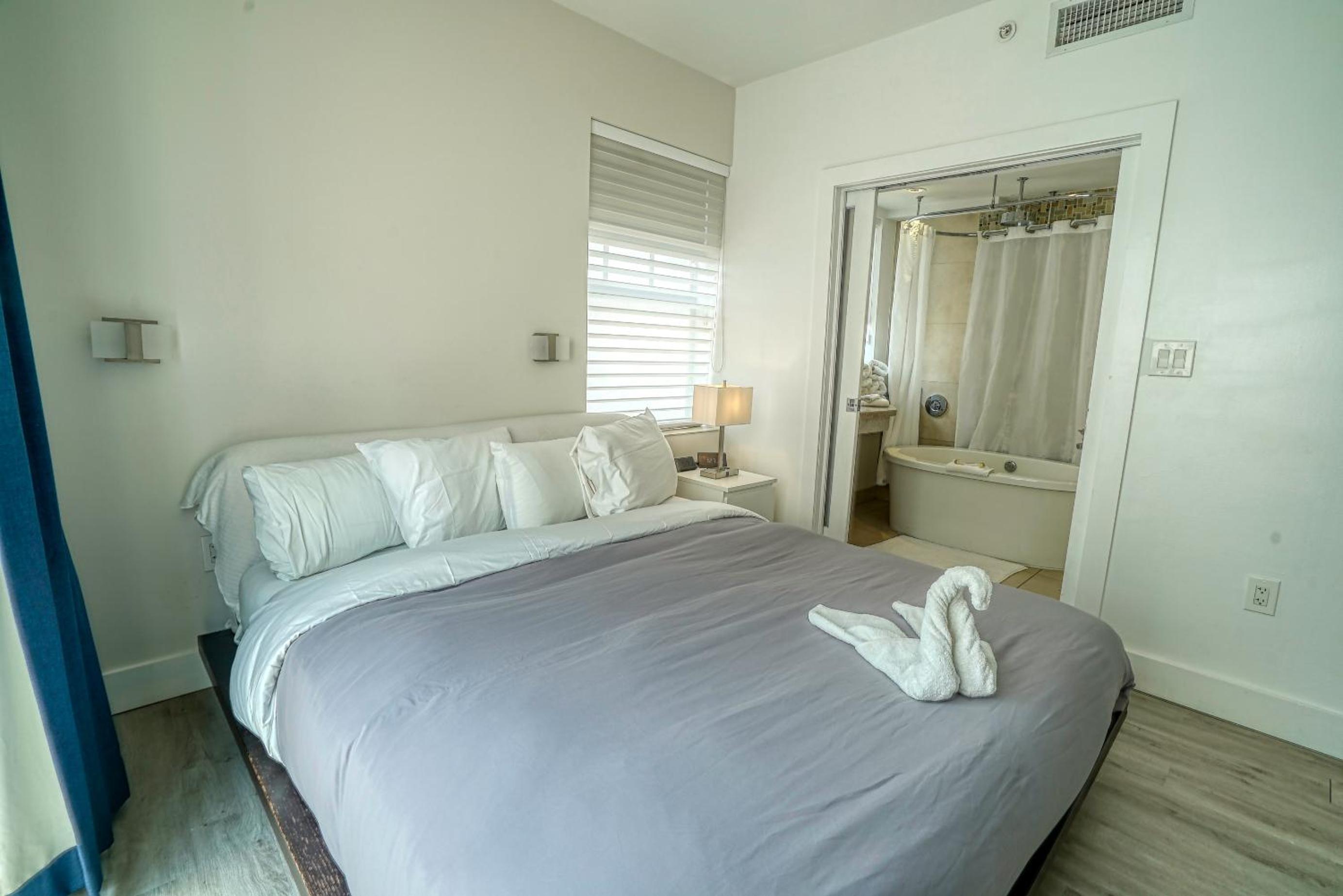 Deluxe Apartment thumbnail 5