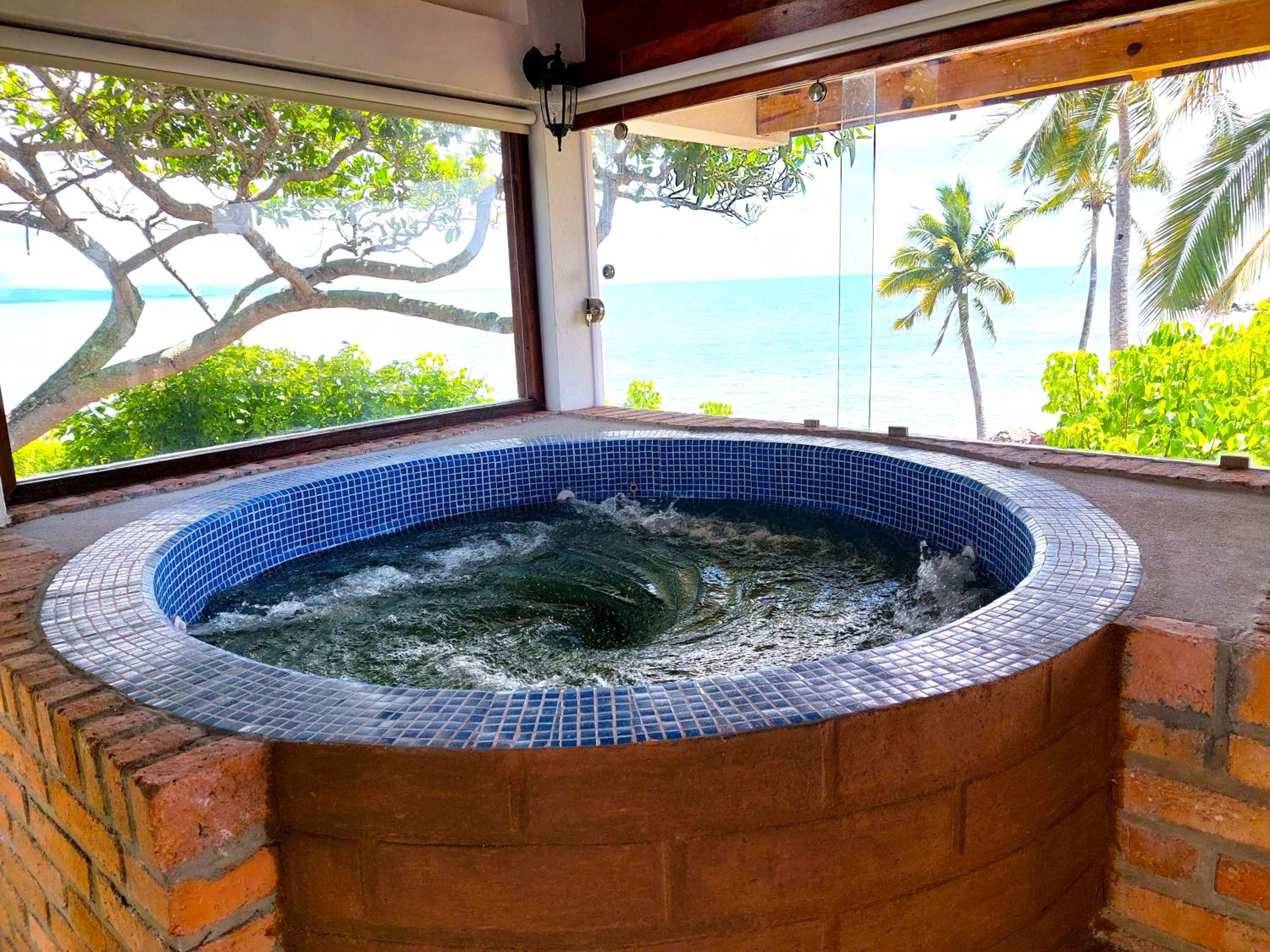 Superior Suite with Sea View photo 2