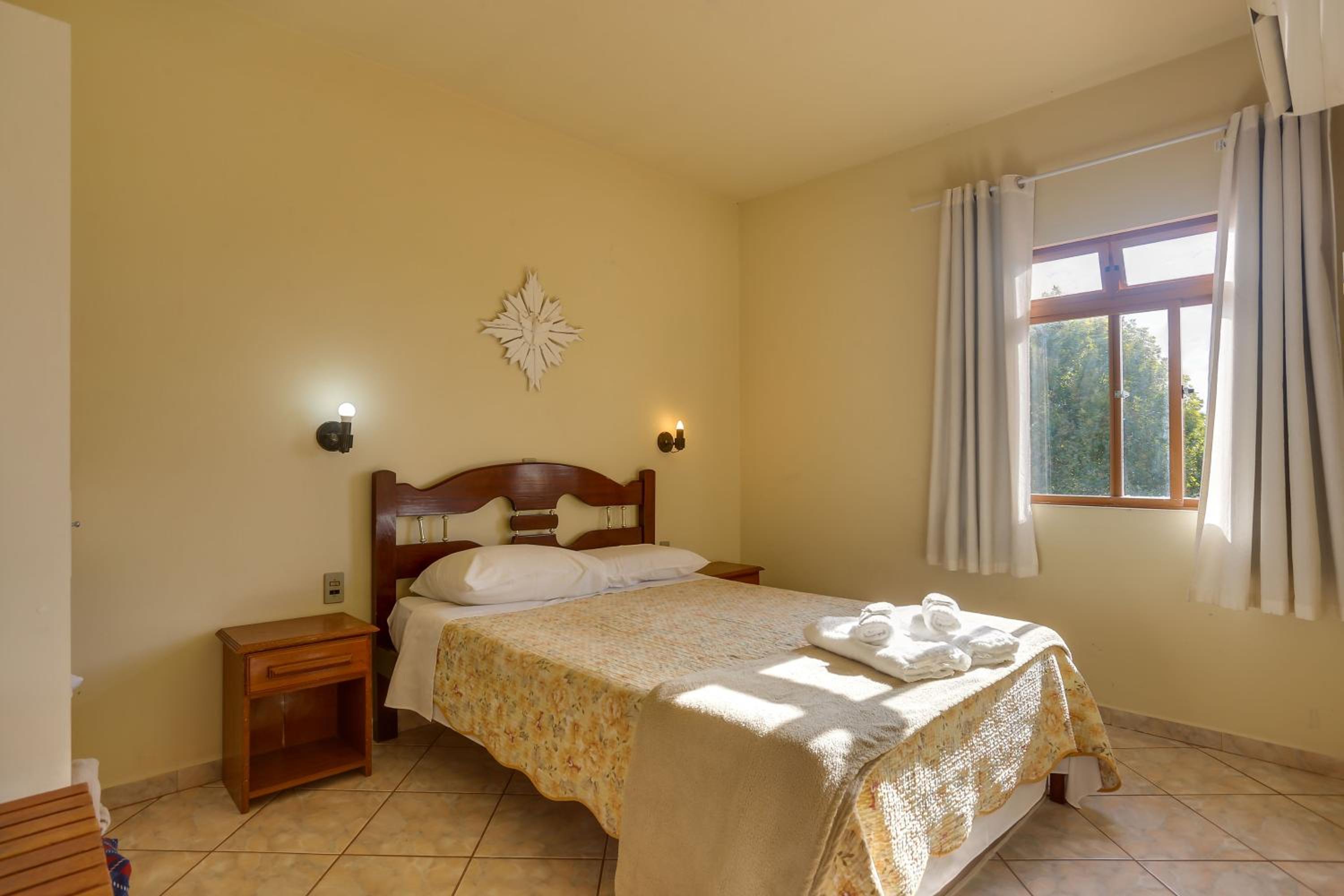 Two-Bedroom Apartment - Photo 9