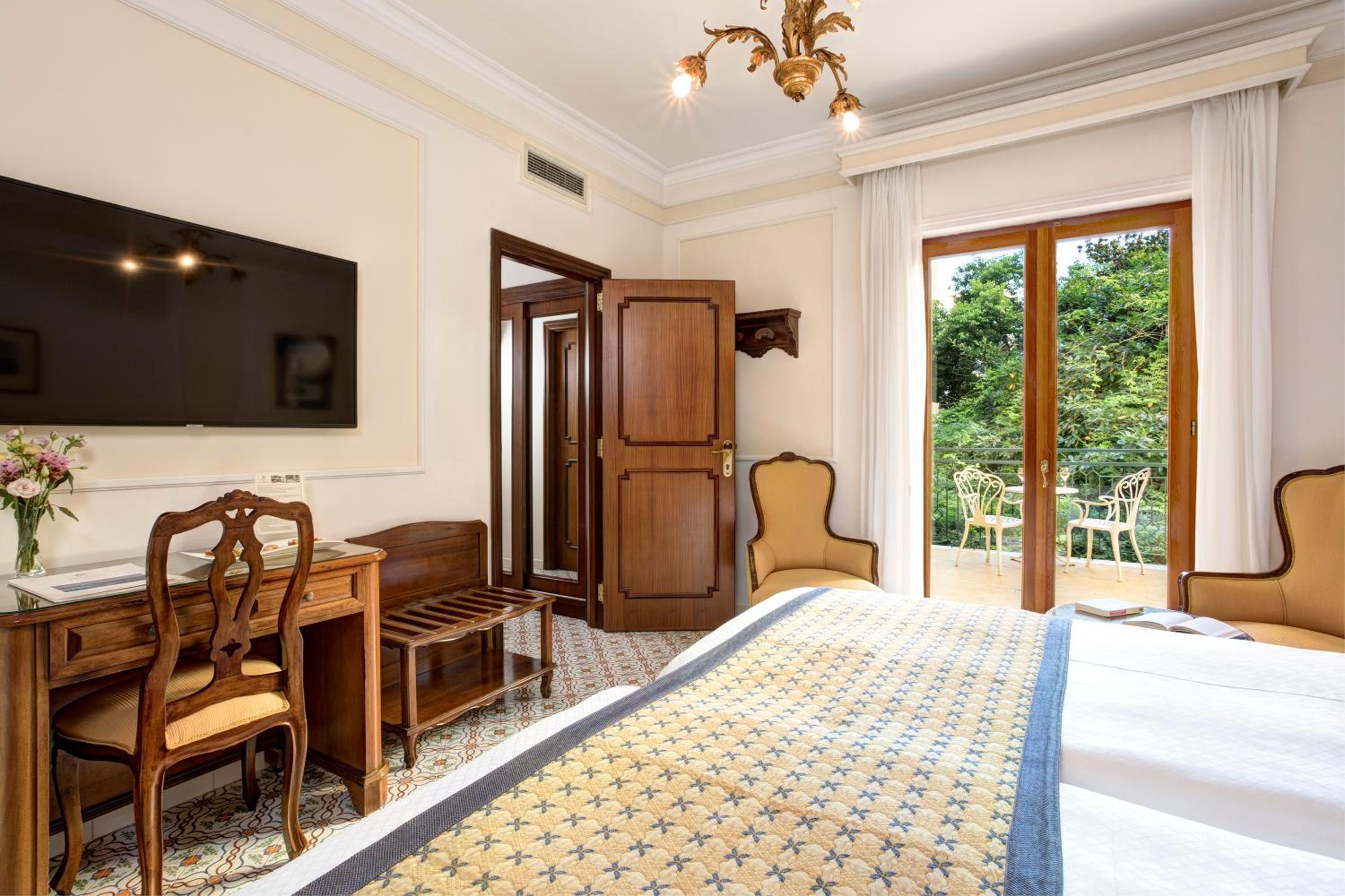 Basic Double or Twin Room