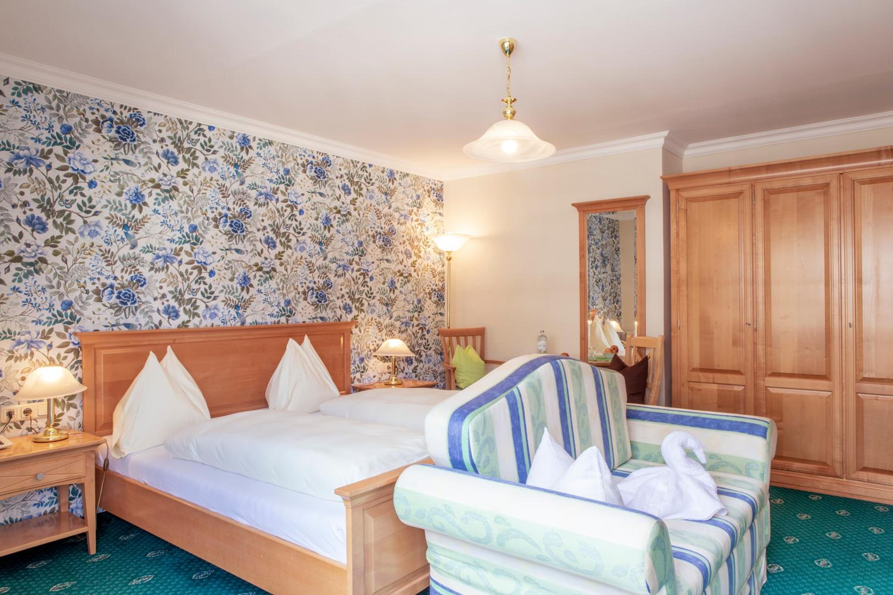 Deluxe Double Room - Photo 3