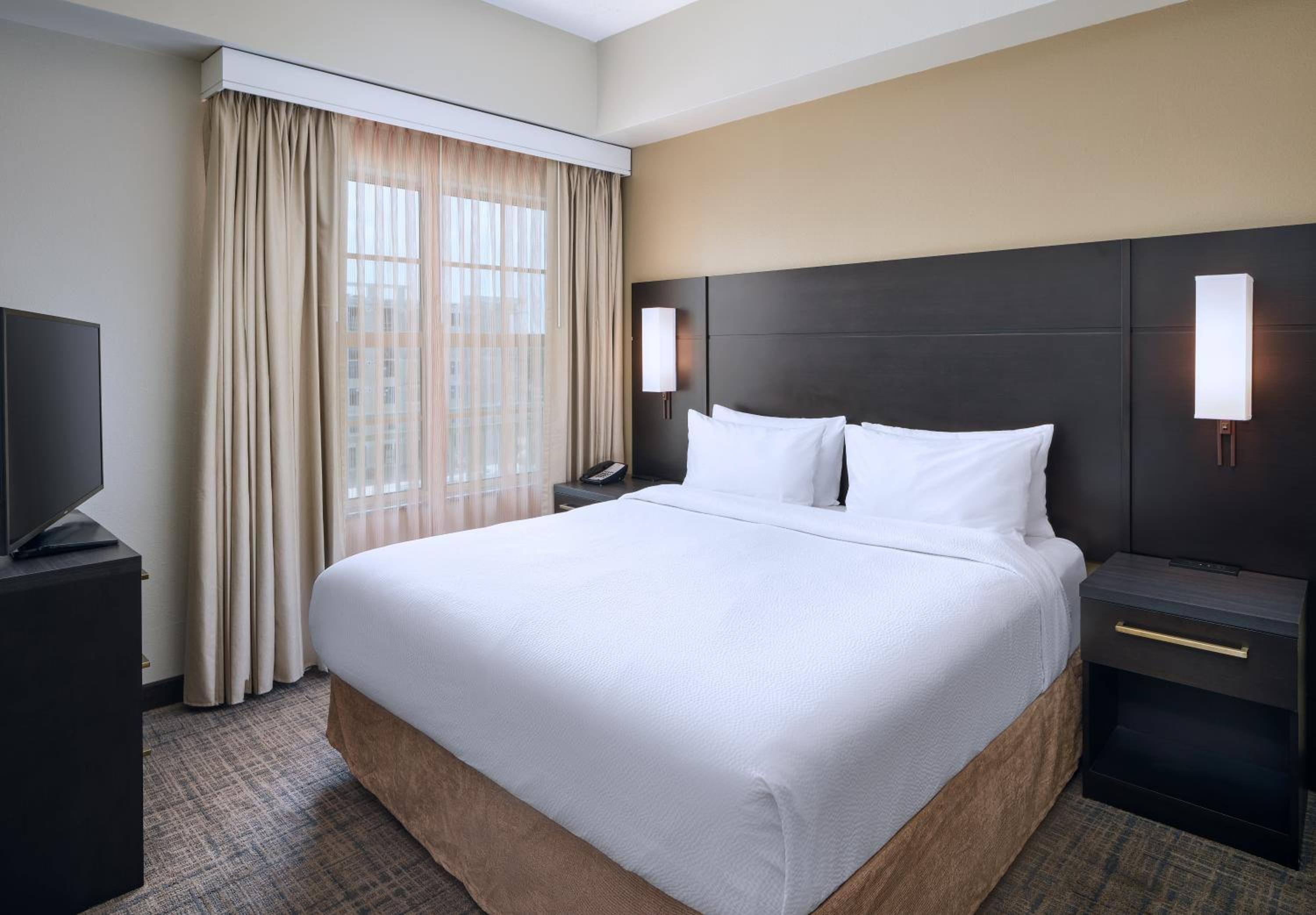 Two-Bedroom Suite - Photo 1