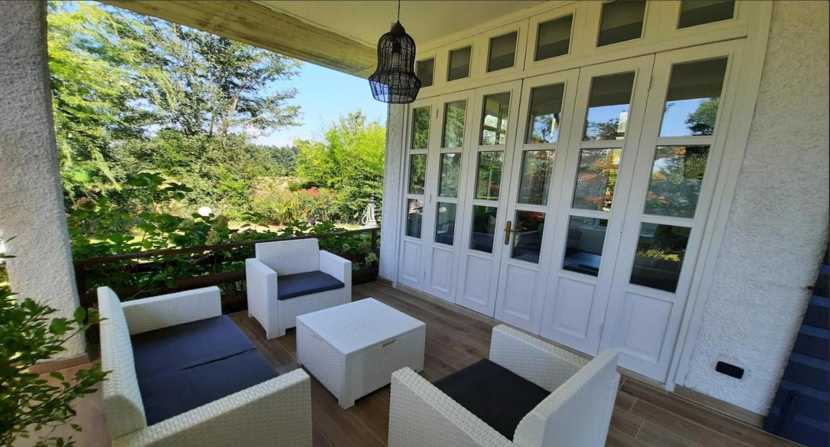 Three-Bedroom Apartment with Jacuzzi photo 3