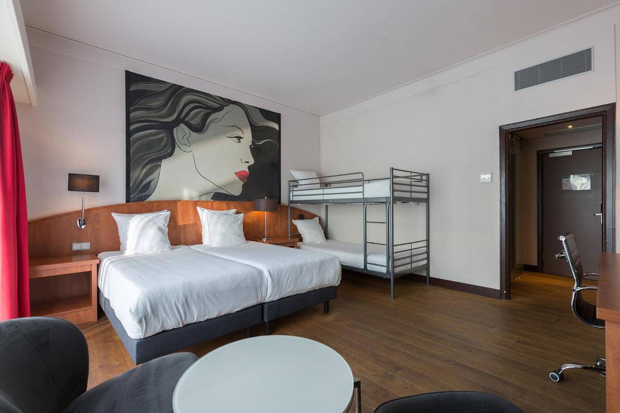 Standard Quadruple Room - Photo 5