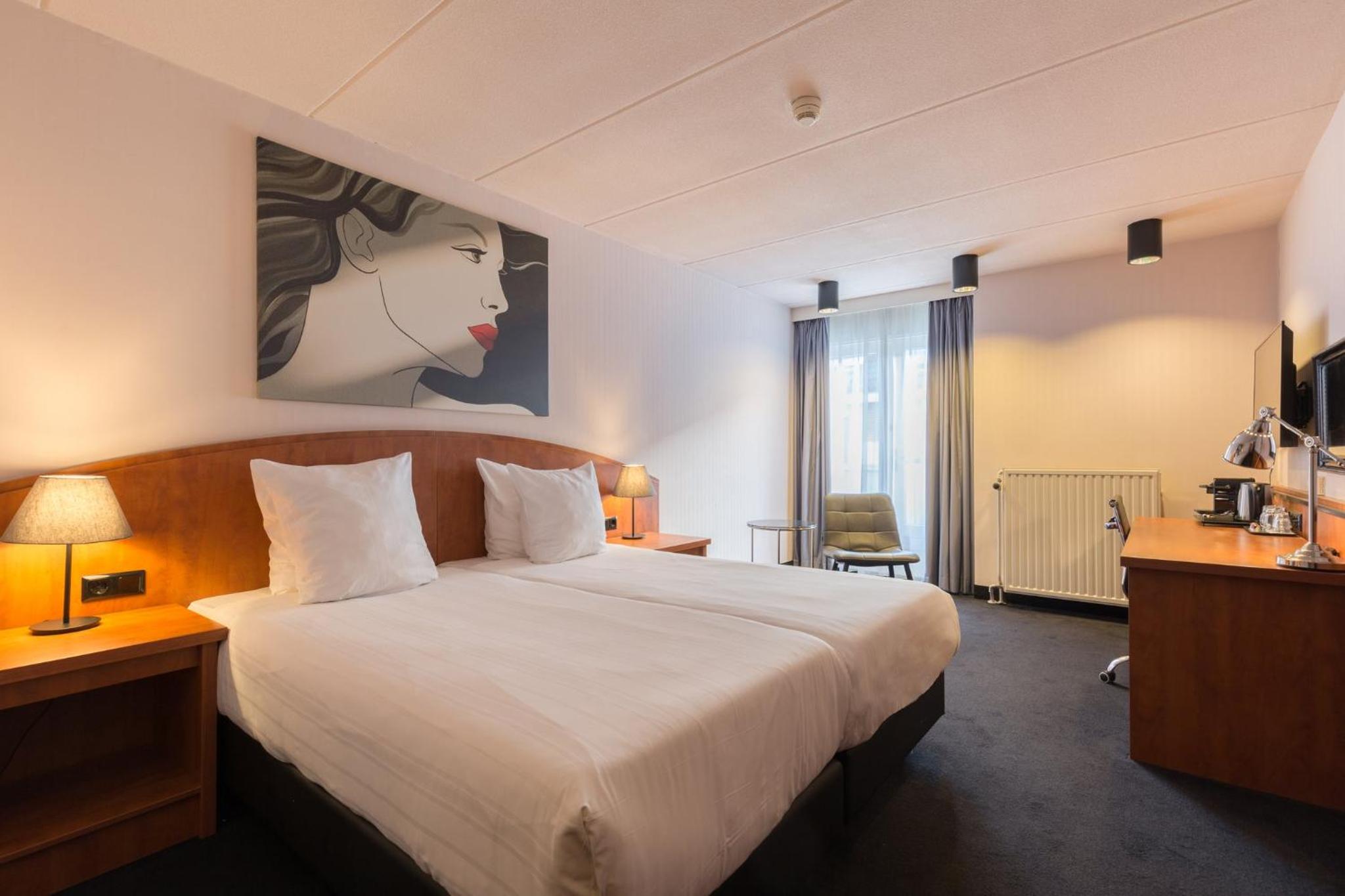 Twin or Double Room - Photo 2
