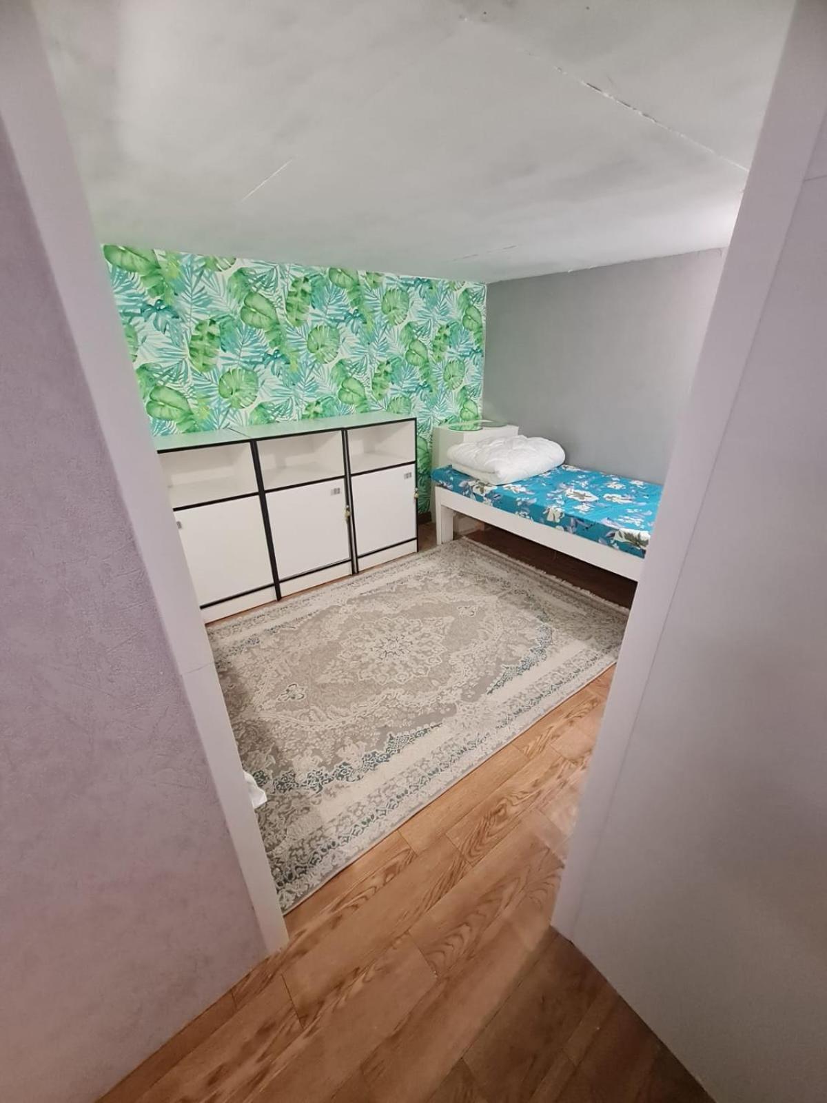 Mixed Dormitory Room photo 1