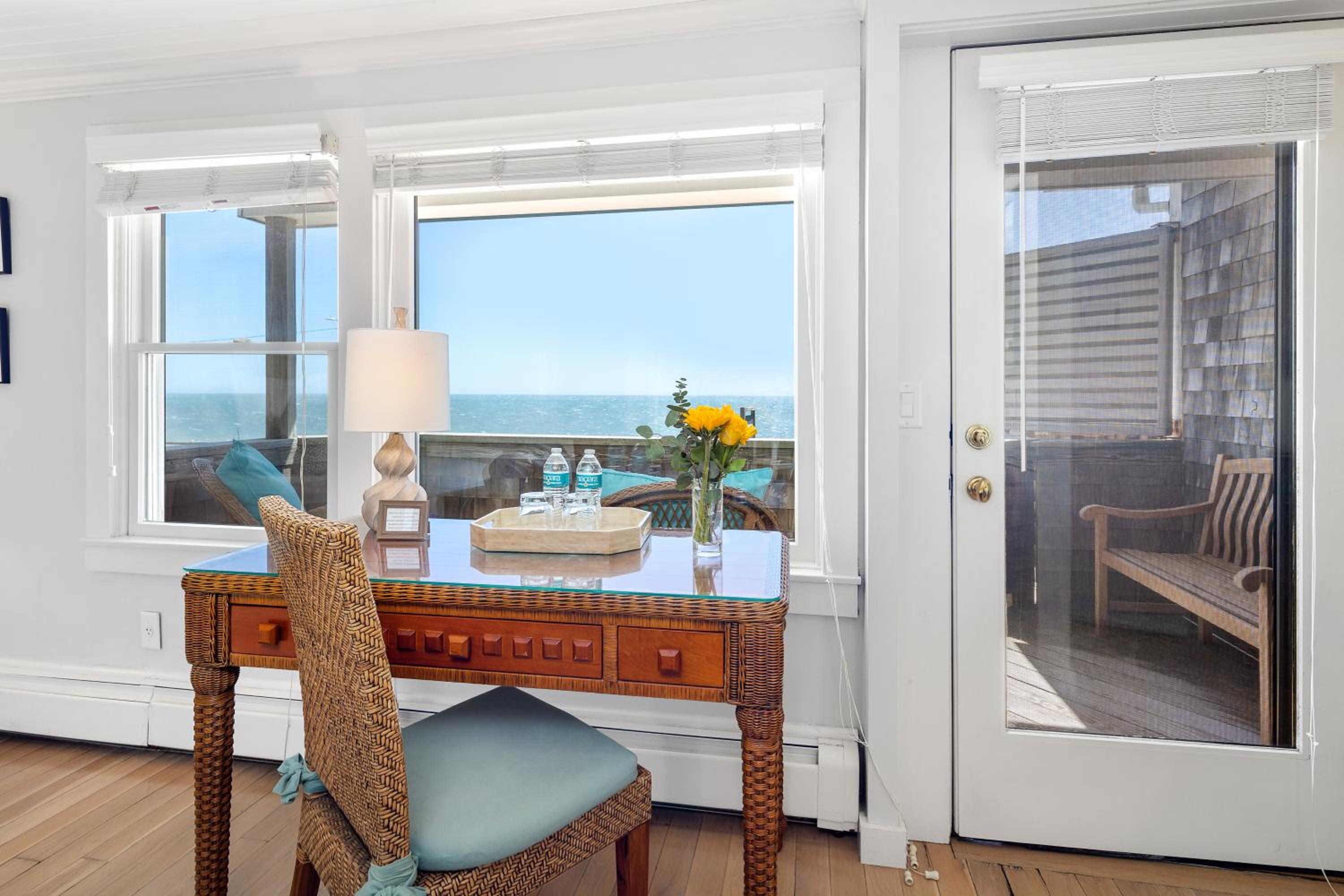 King Room with Balcony photo 3