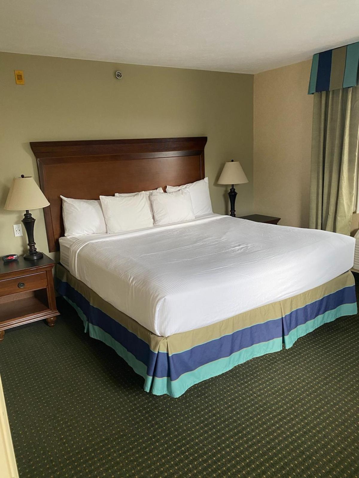 Superior King Room