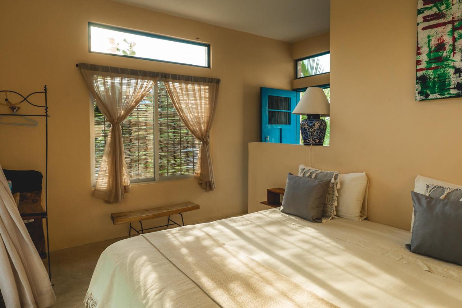 King Room with Garden View - Photo 11