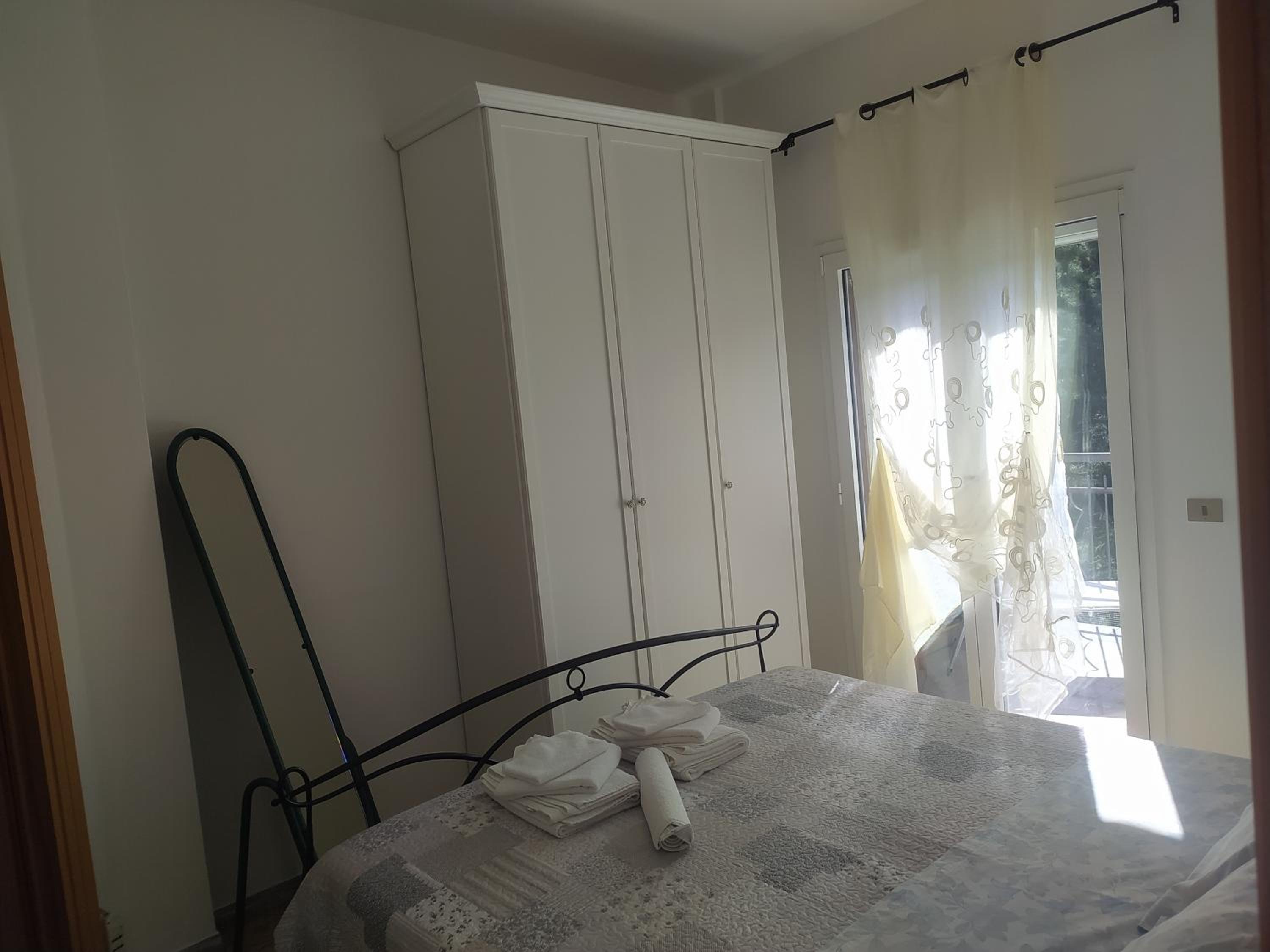 One-Bedroom Apartment - Photo 21