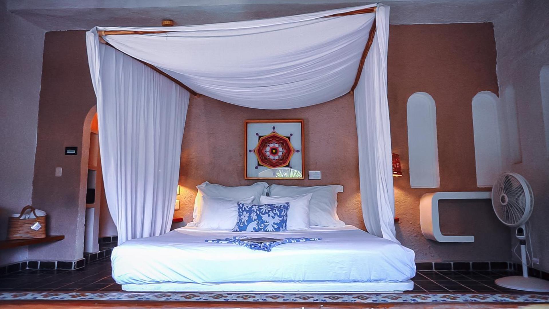 One-Bedroom Cottage - Photo 6