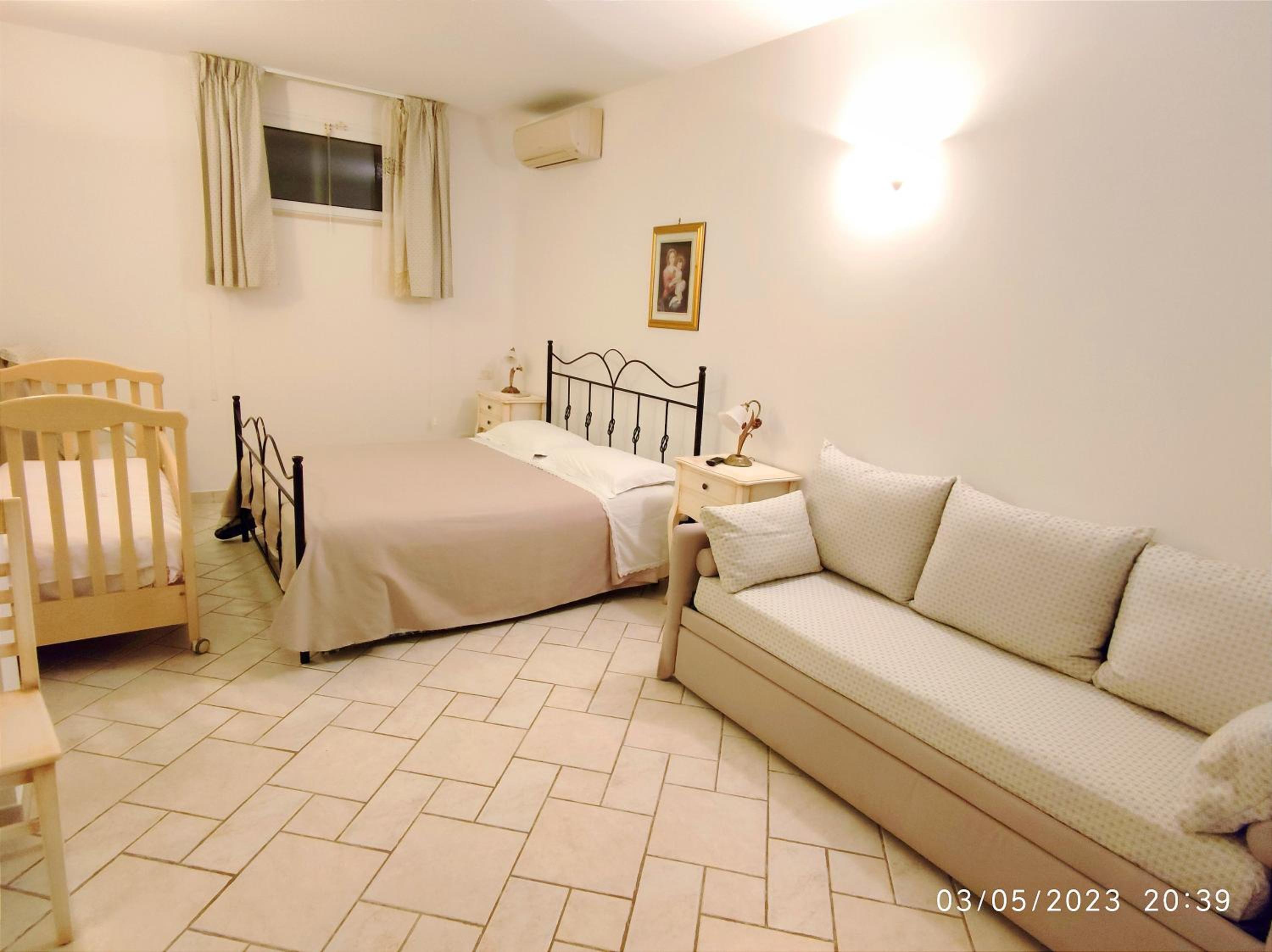 Quadruple Room With Private Bathroom