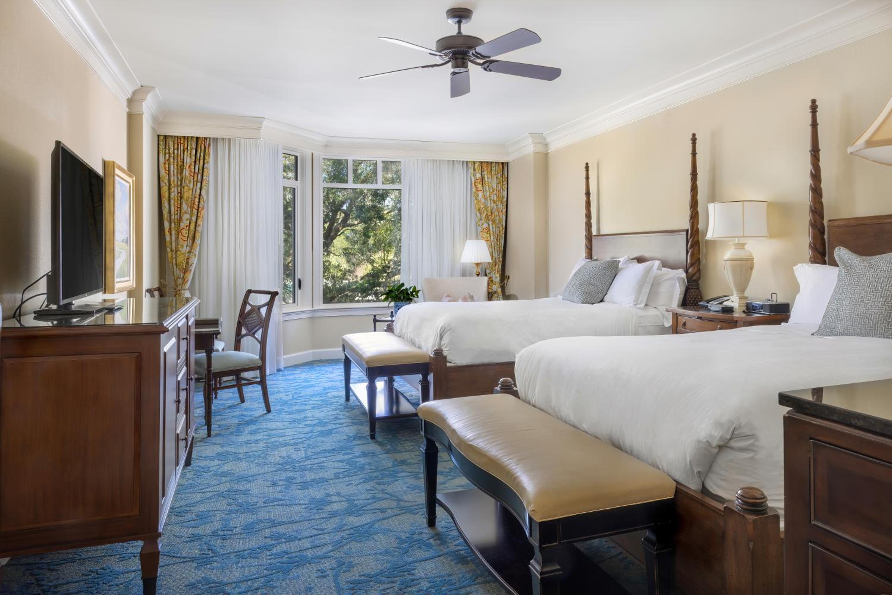 Double Queen Beds Resort View photo 1