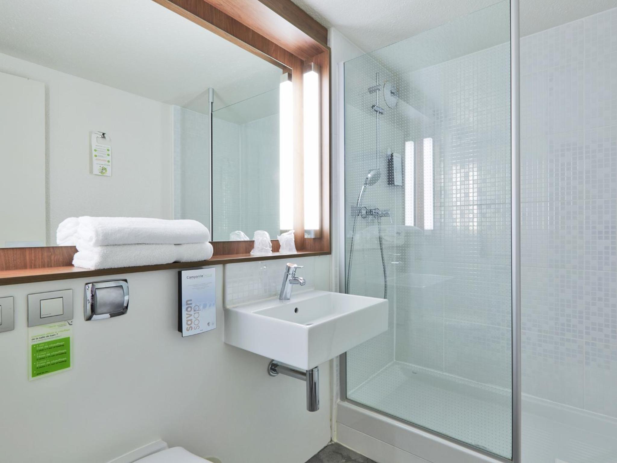 Standard Twin Room - Photo 4