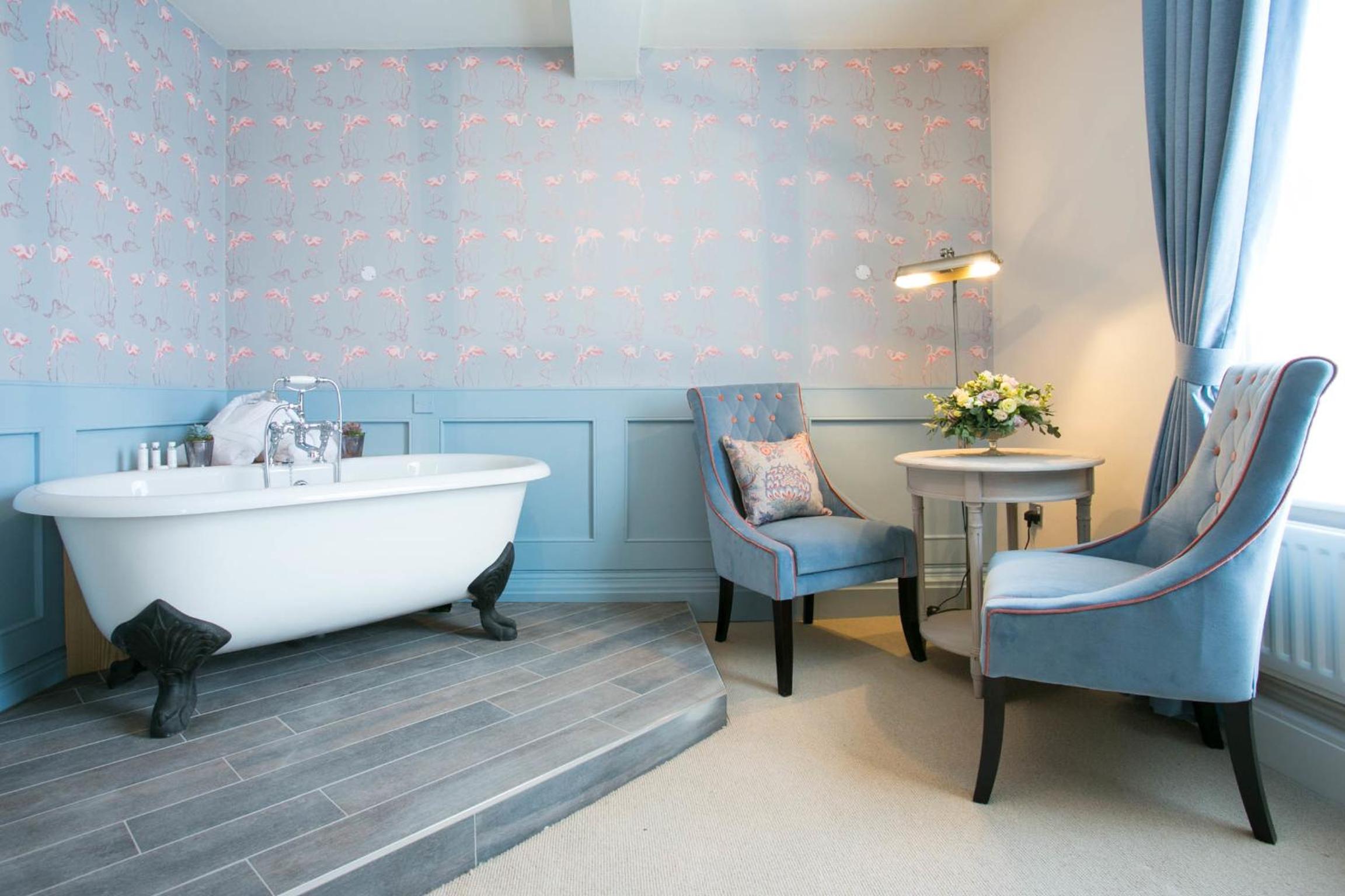 Suite - Photo 5
