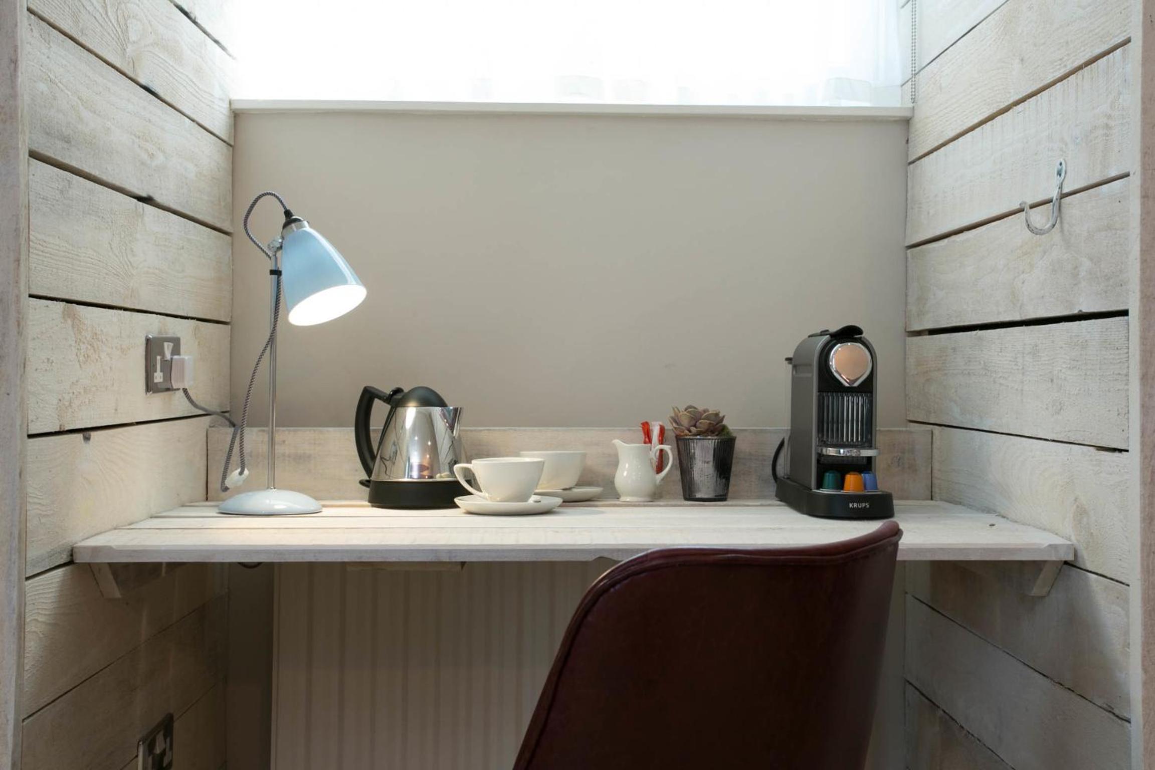   Cozy Double Room - Photo 4