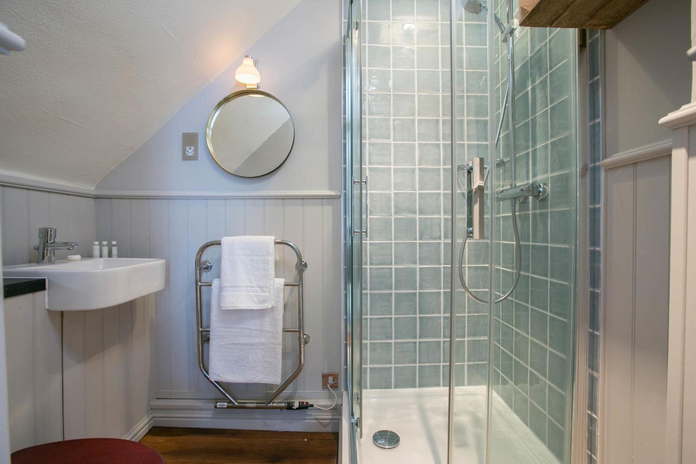   Cozy Double Room - Photo 3