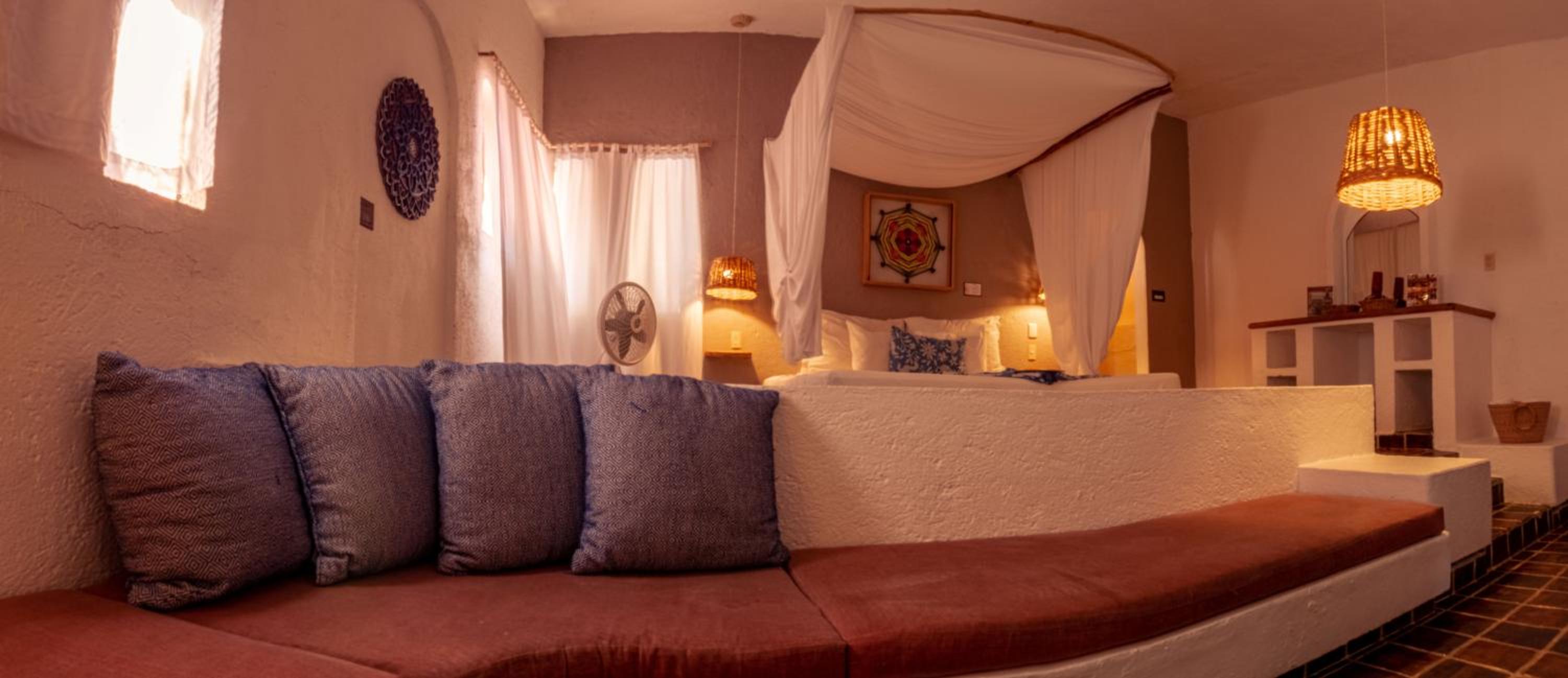 Suite with Garden View - Photo 3