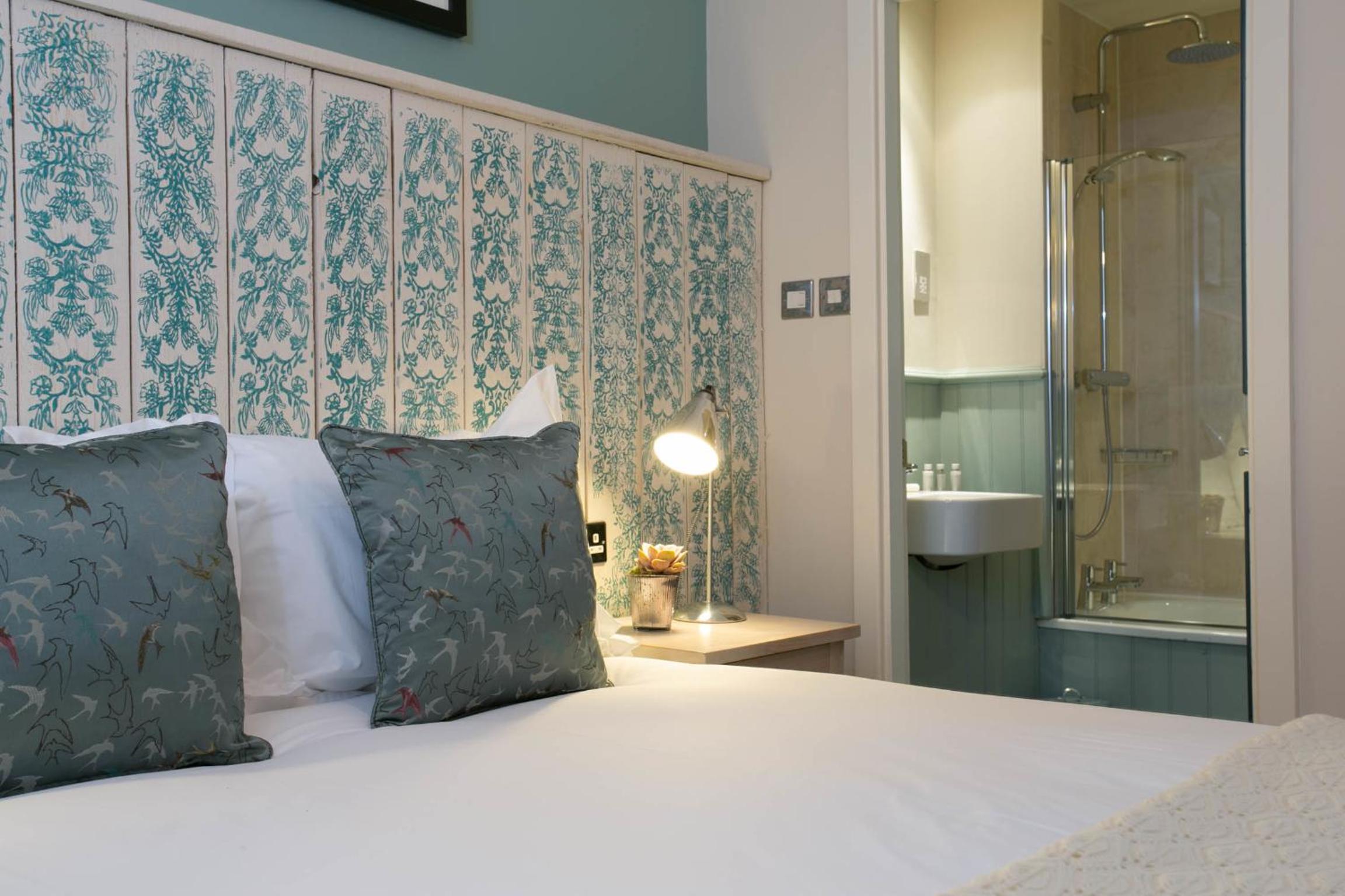   Cozy Double Room - Photo 2