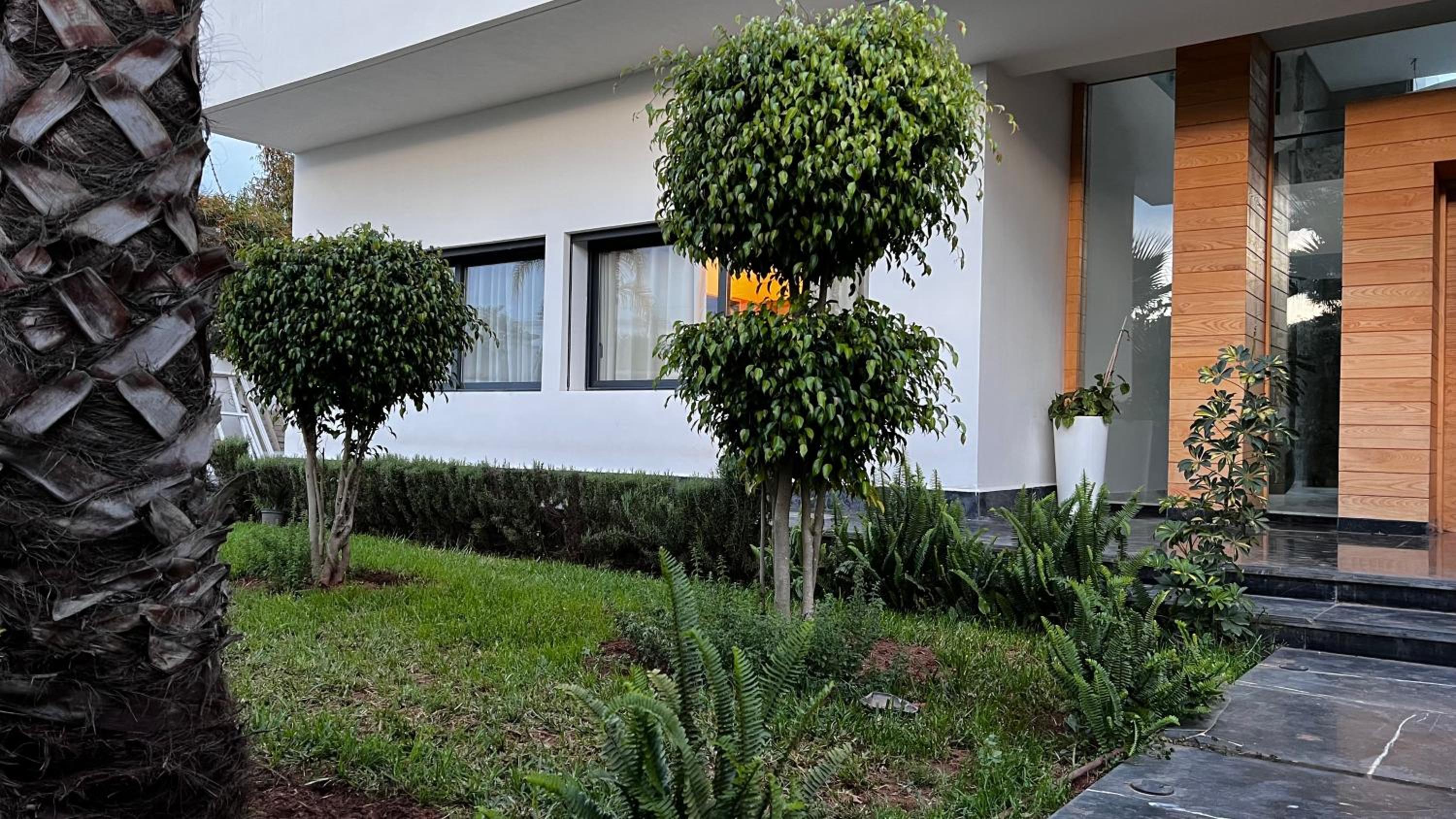Apartment With Garden View photo 2