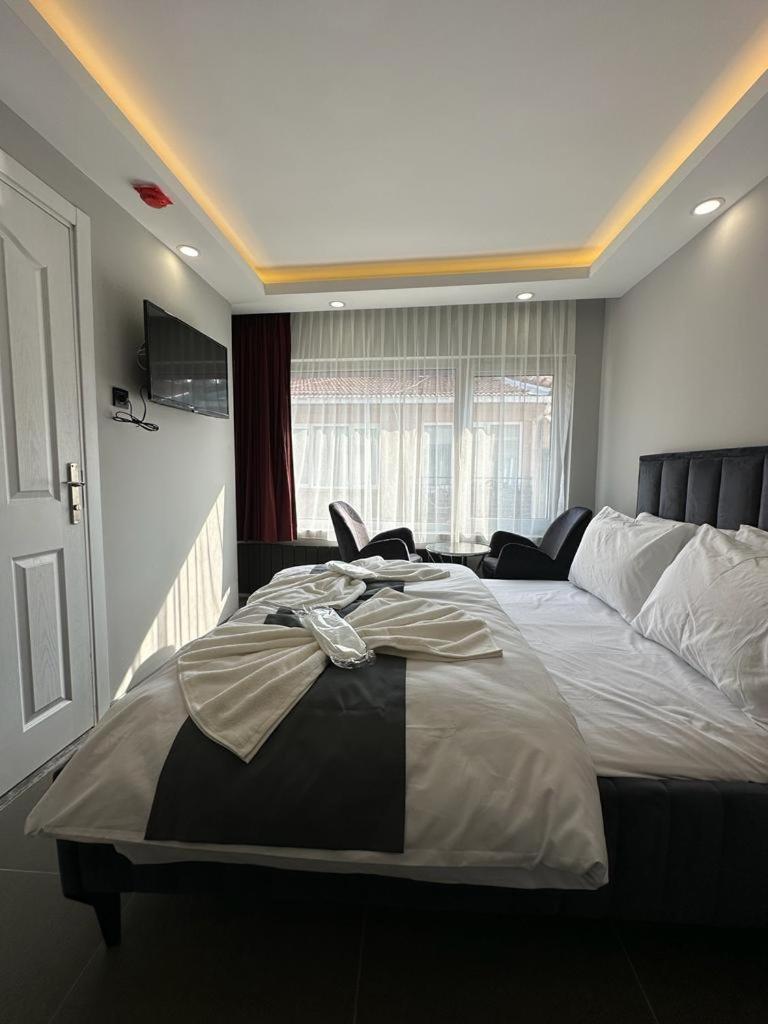 Standard Double Room photo 2